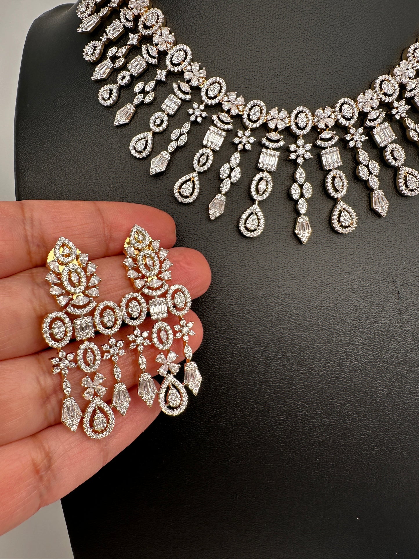 Marquise Cubic Zirconia Neckline Short Necklace