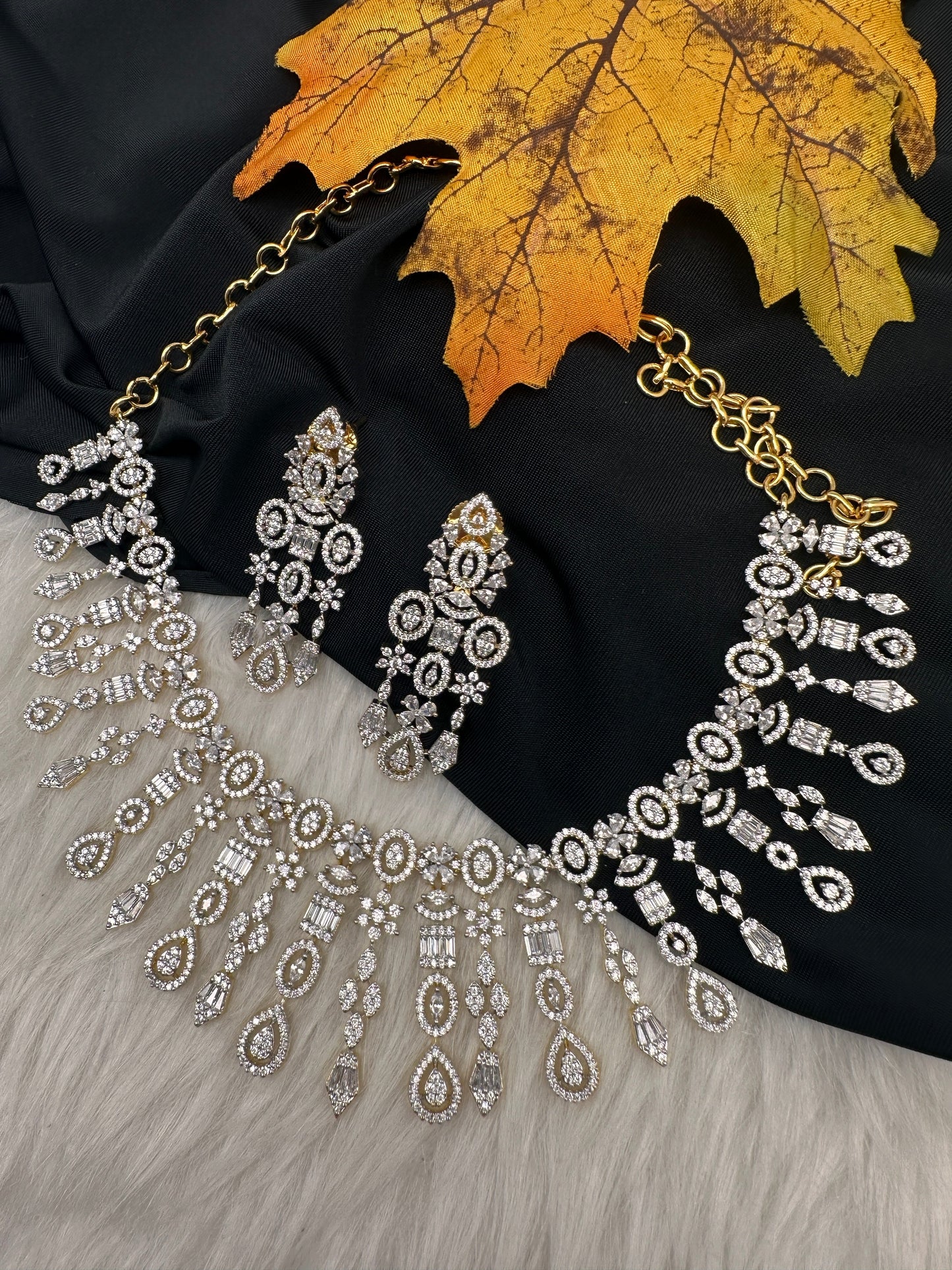 Marquise Cubic Zirconia Neckline Short Necklace