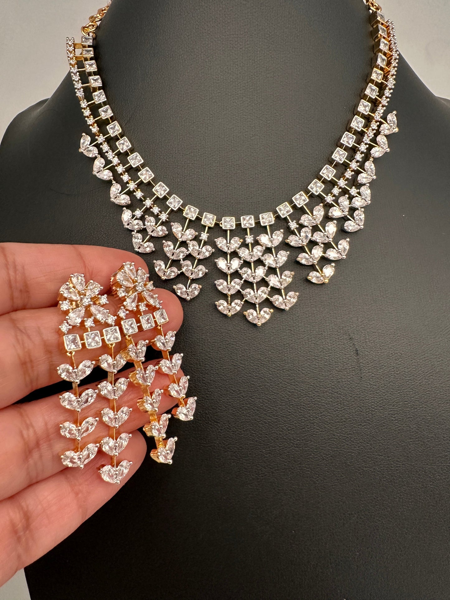 Marquise Cubic Zirconia Neckline Short Necklace