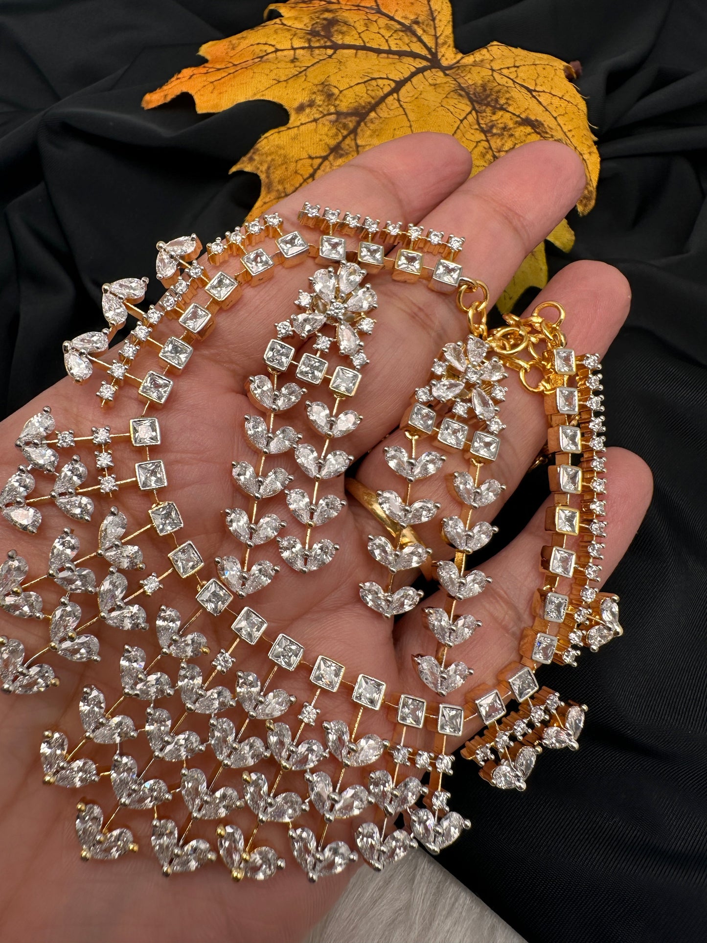 Marquise Cubic Zirconia Neckline Short Necklace