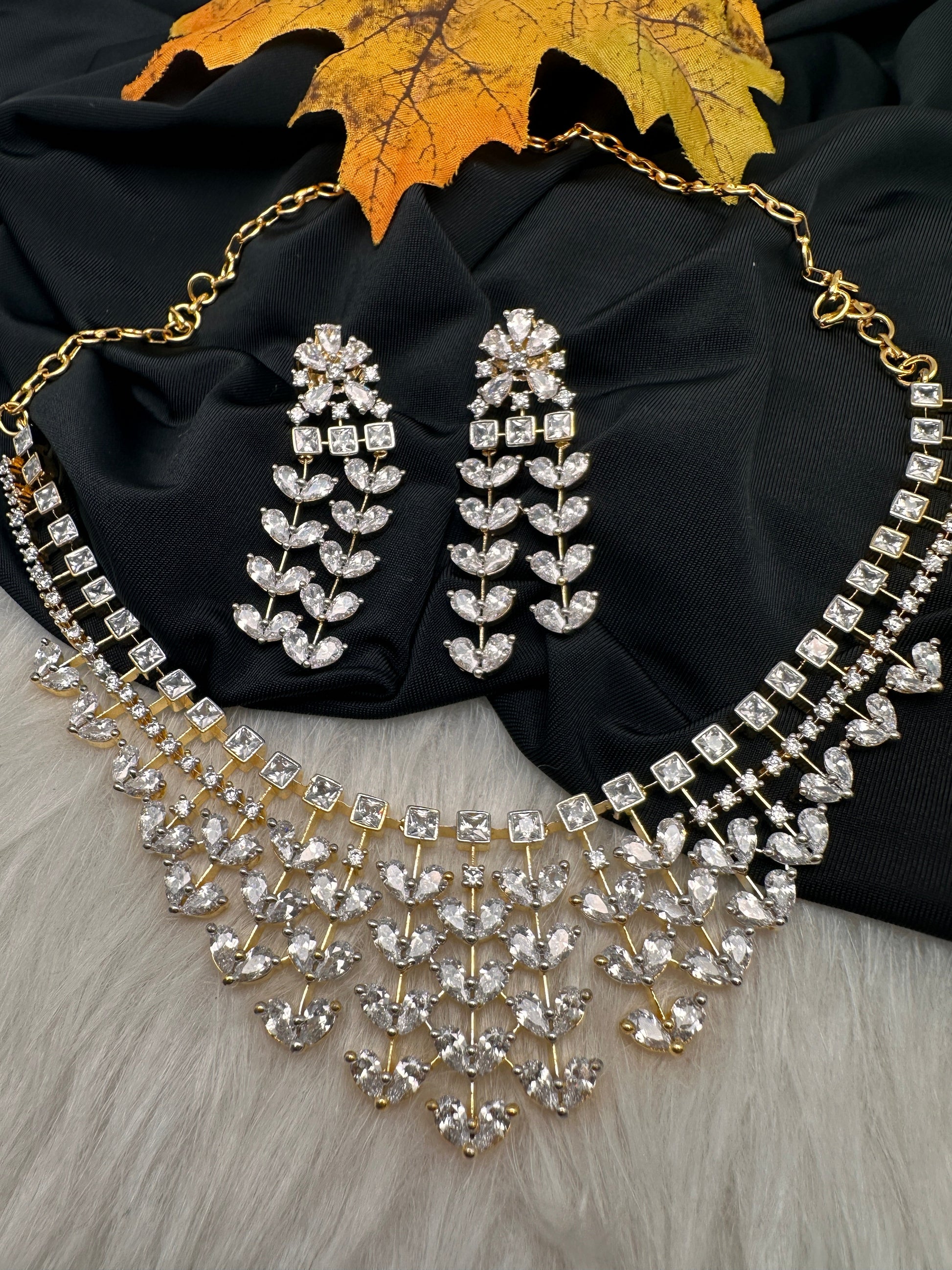 Marquise Cubic Zirconia Neckline Short Necklace