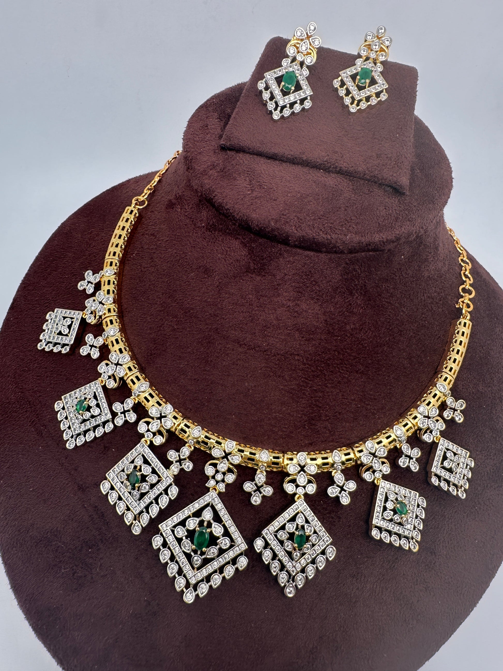AD  Color Stone Diamond Finish Kanti Short Necklace - Green