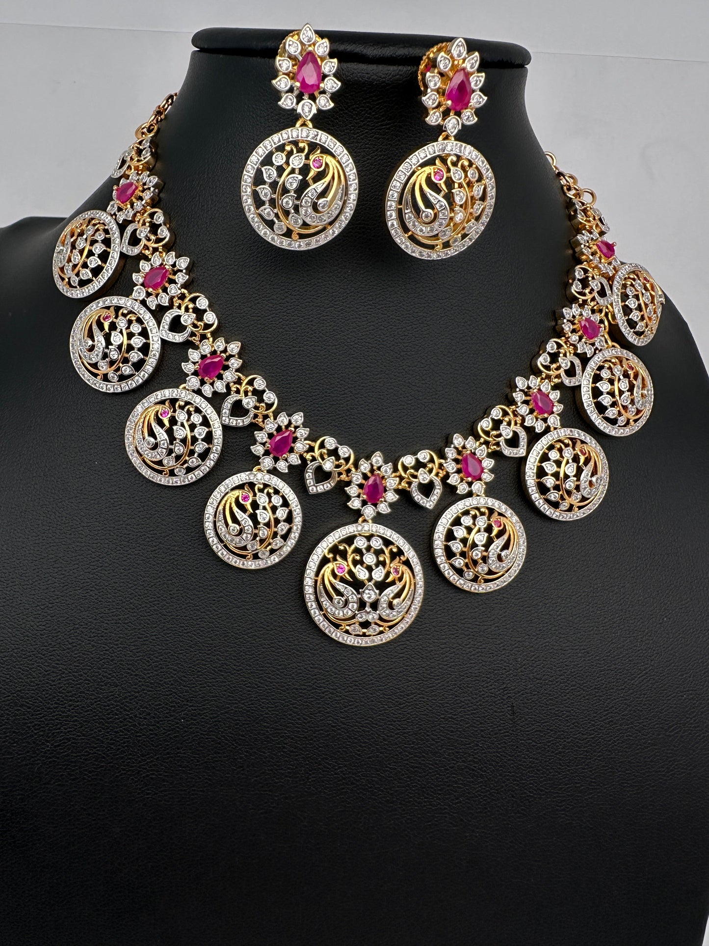 AD  Peacock Bottu Color Stone Short Necklace - Red