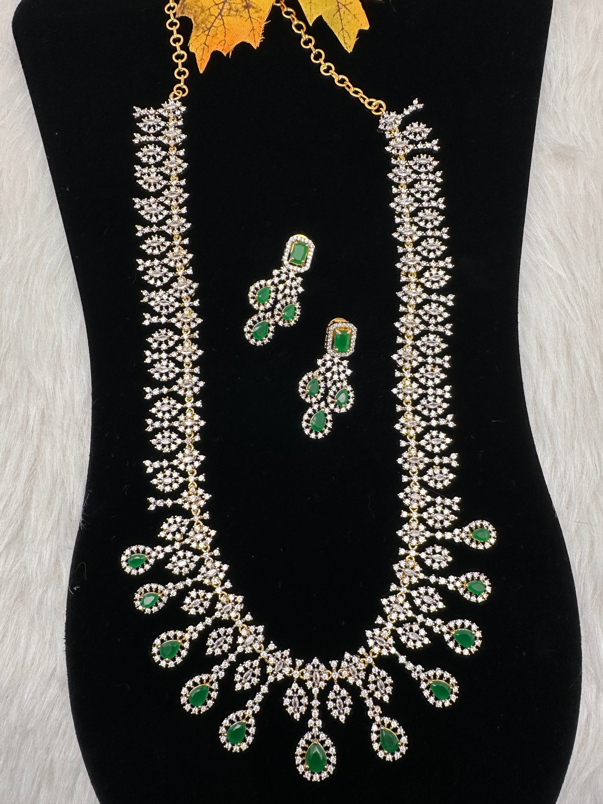 AD  Color Stone Diamond Finish Kanti Short Necklace - Green
