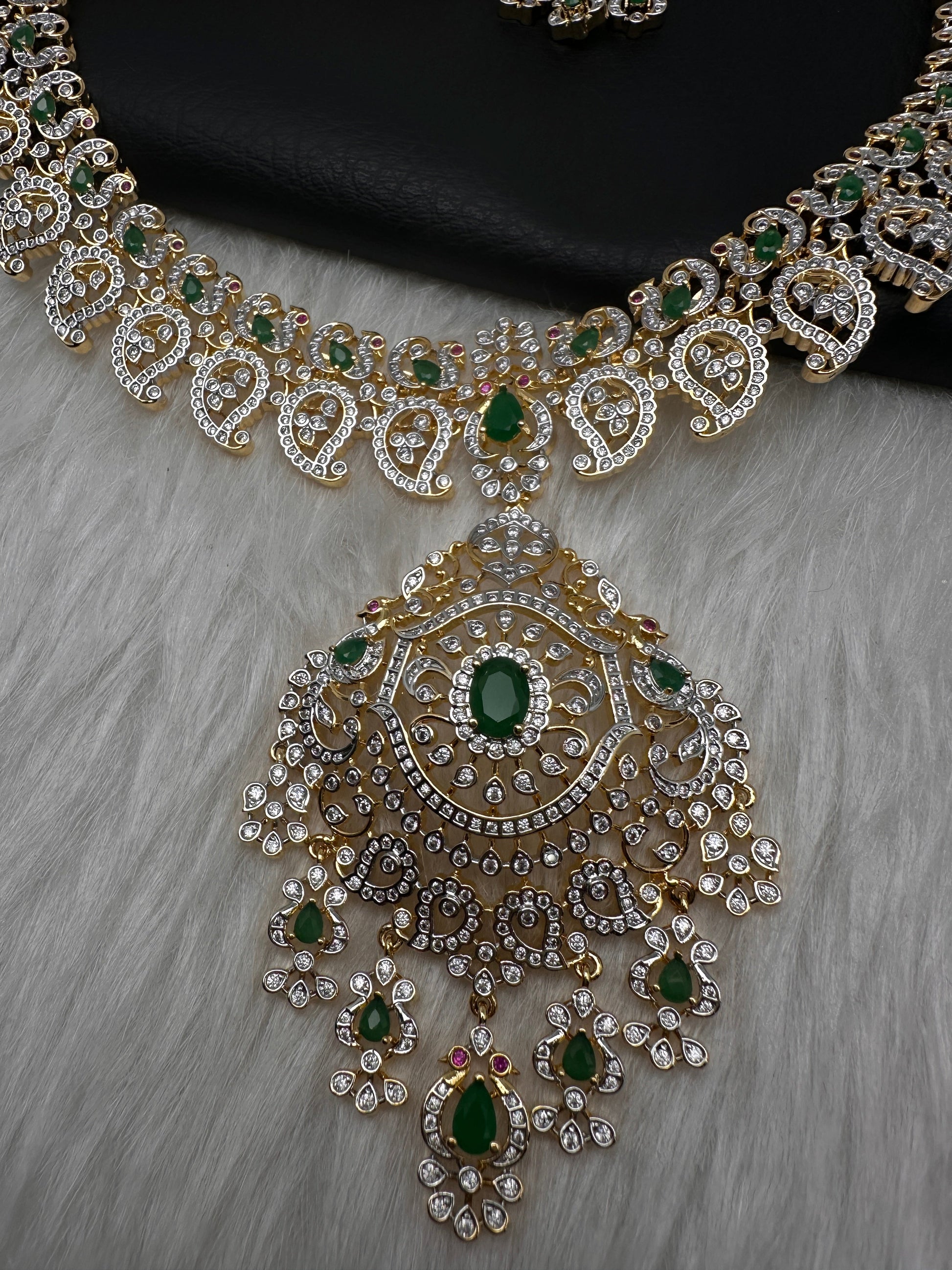 AD  Color Stone Diamond Finish Mango Long Necklace - Green