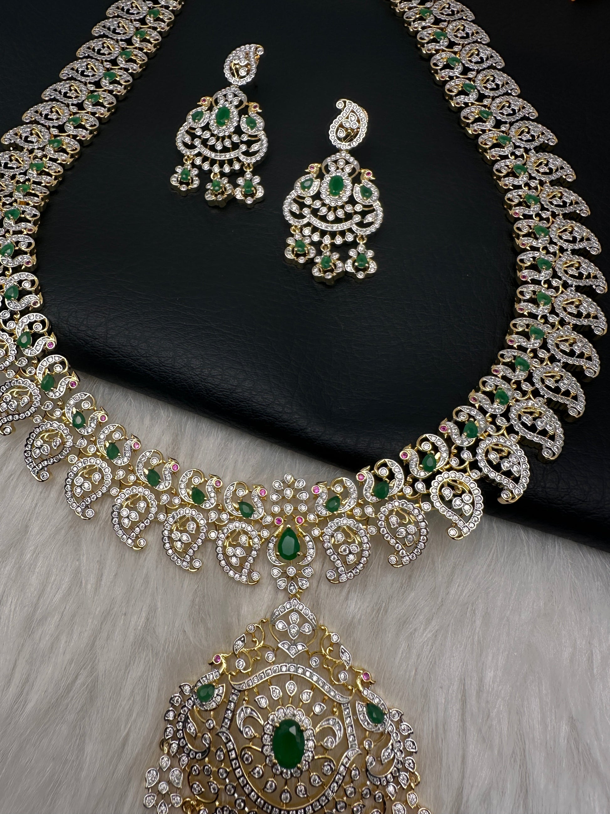 AD  Color Stone Diamond Finish Mango Long Necklace - Green