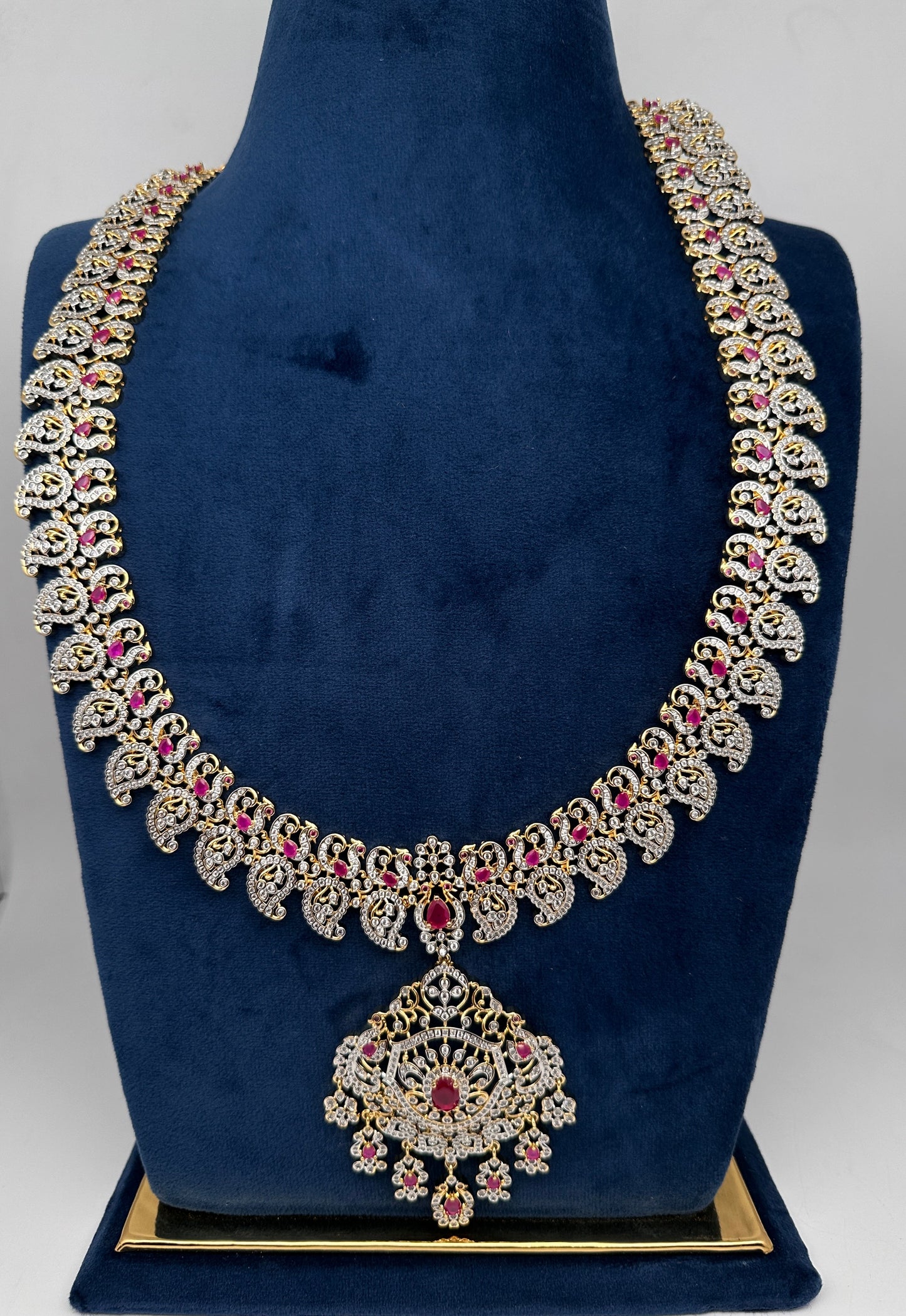 AD  Color Stone Diamond Finish Mango Long Necklace - Red