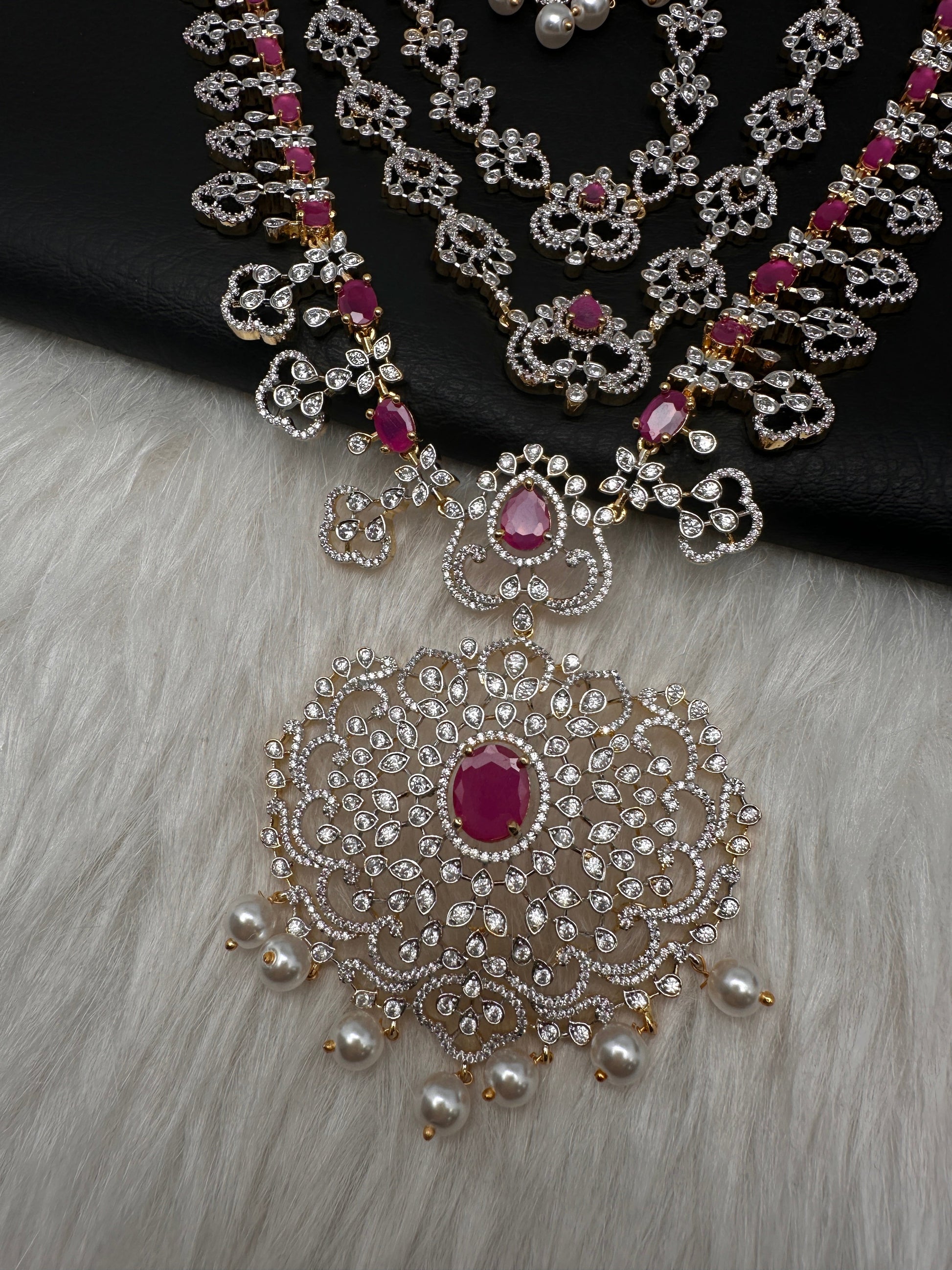 AD  Color Stone Multi Layer Long Necklace - Red