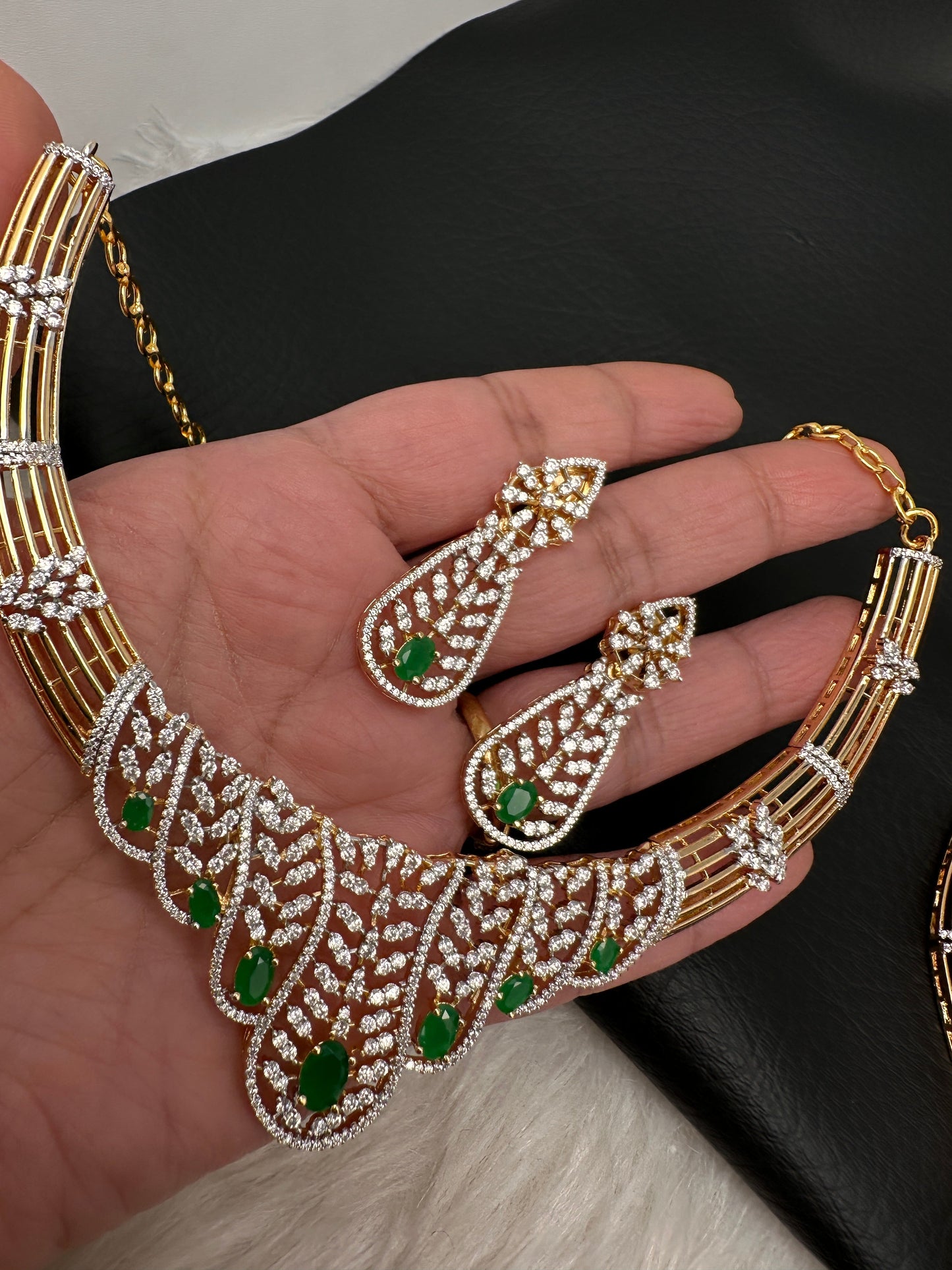 AD  Color Stone Short Neckline Necklace - Green