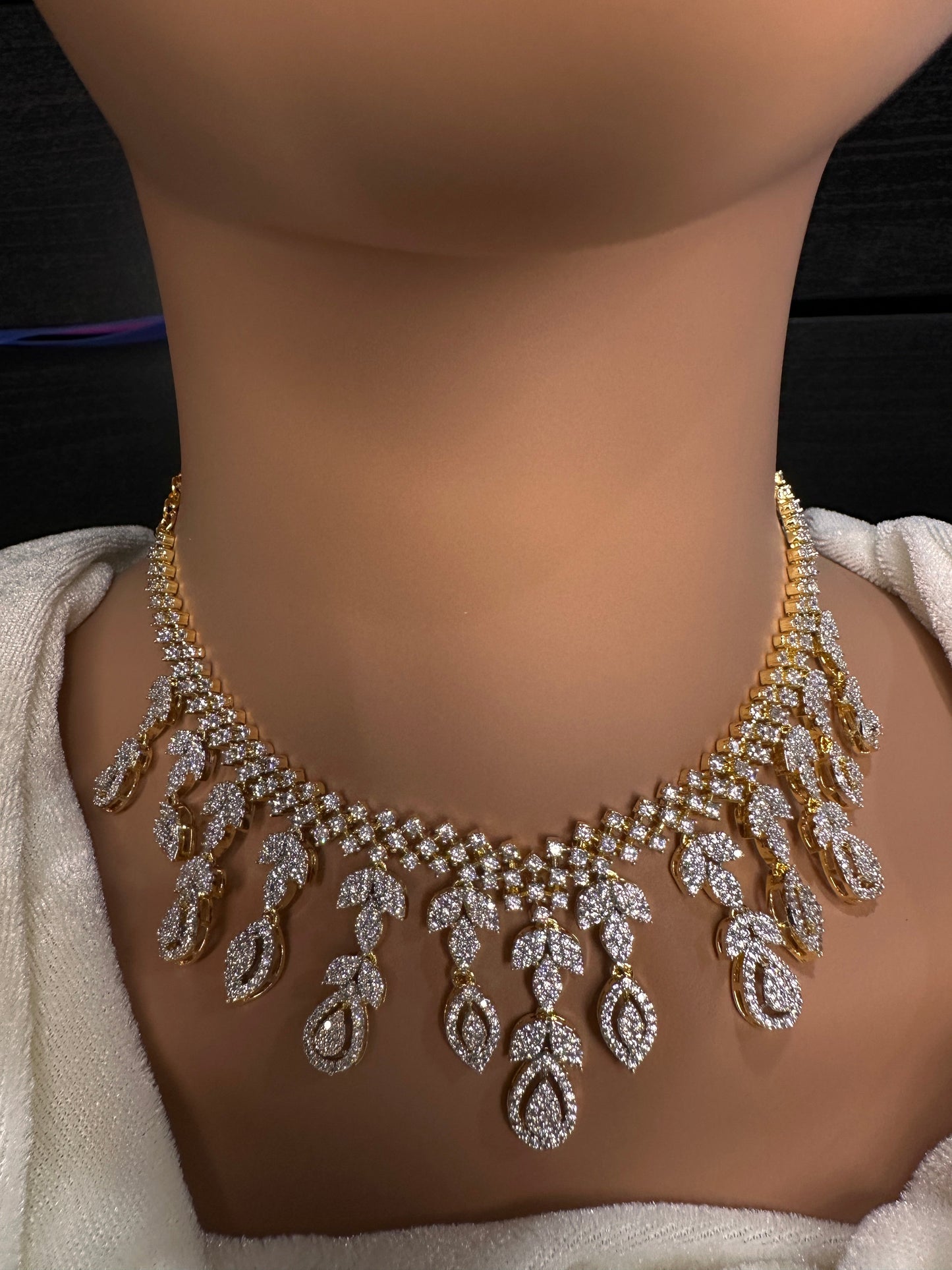 AD Short Neckline Necklace