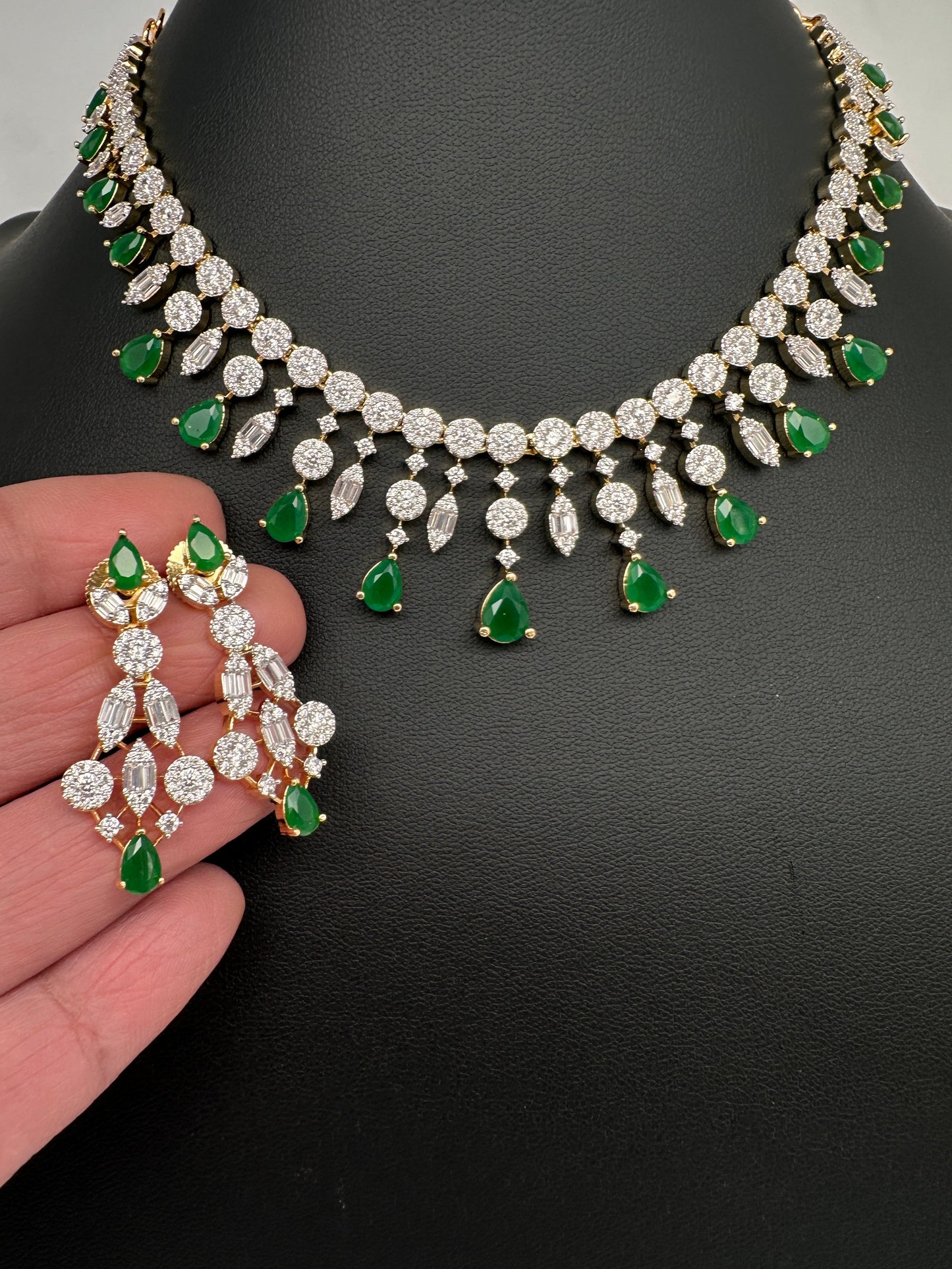 AD Color Stone Pearl Short Necklace - Green