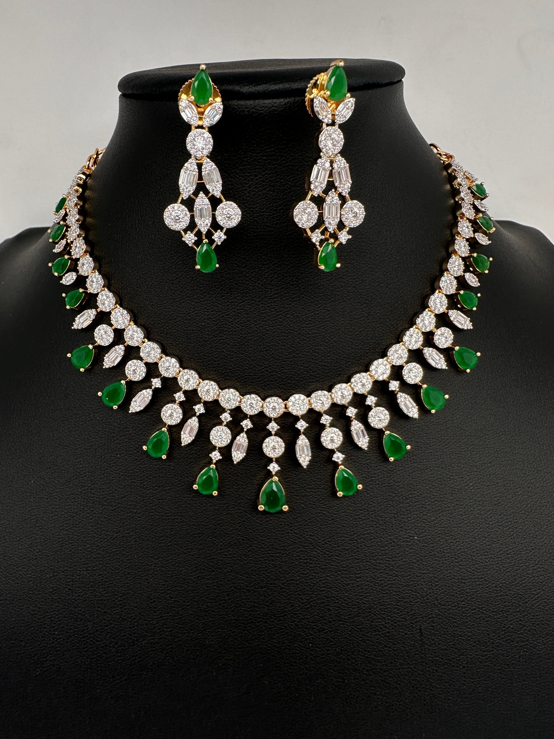 AD Color Stone Pearl Short Necklace - Green