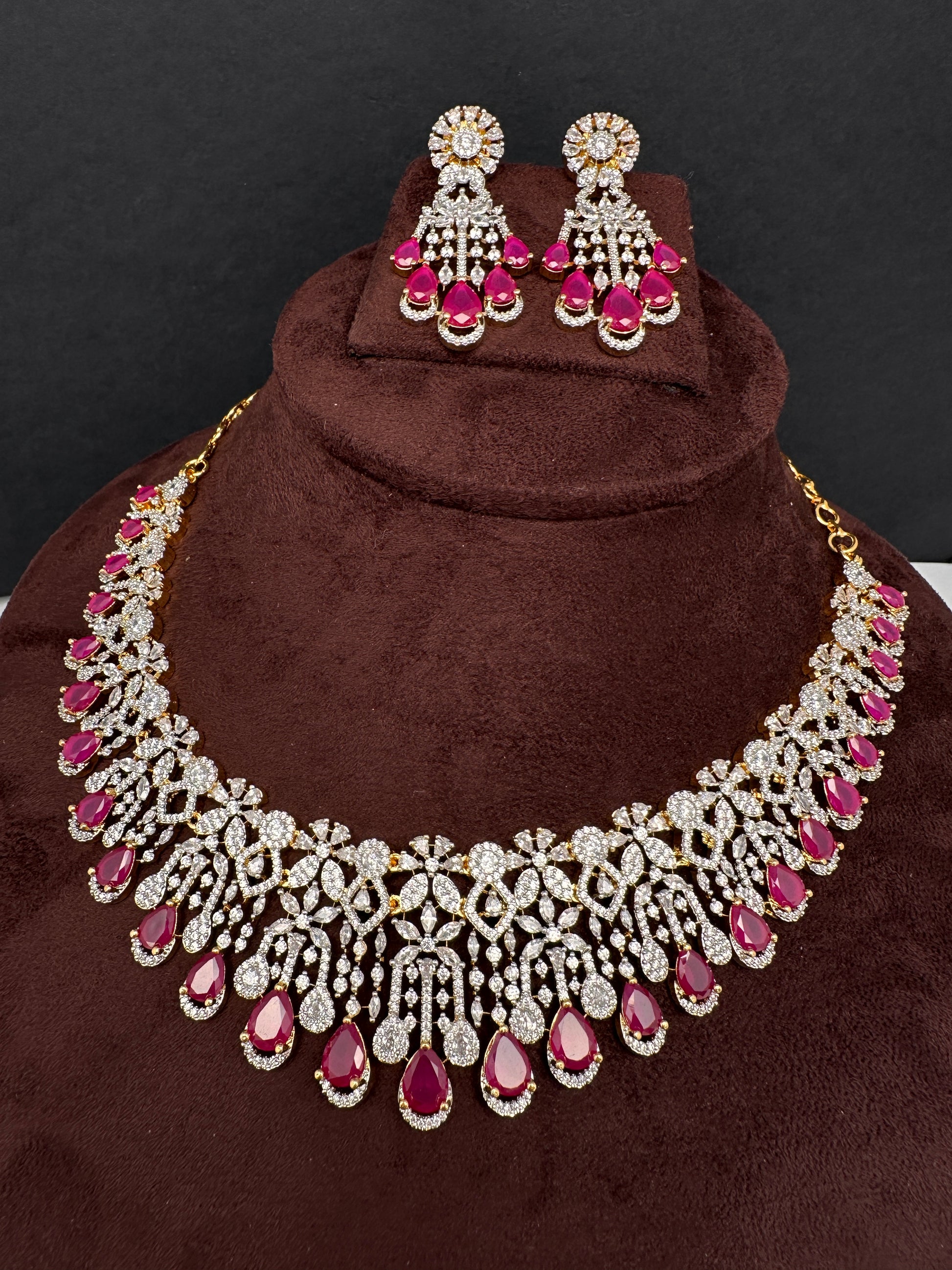 AD Color Stone Neckline Short Necklace - Red