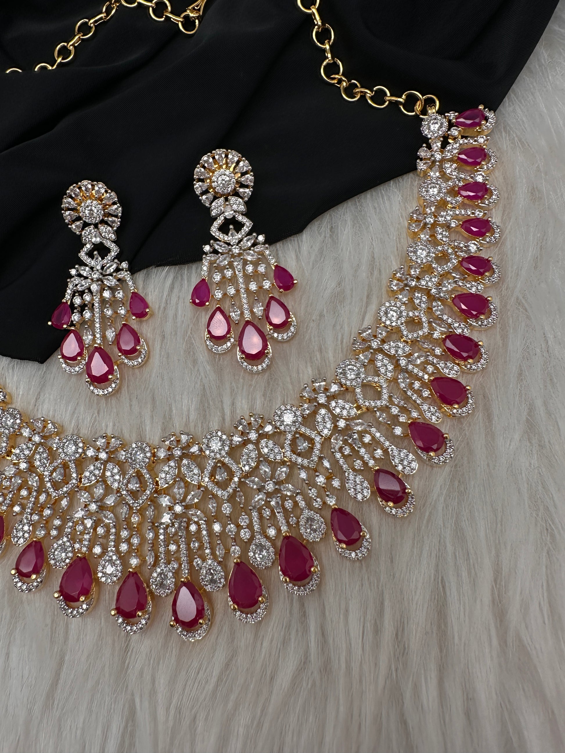 AD Color Stone Neckline Short Necklace - Red