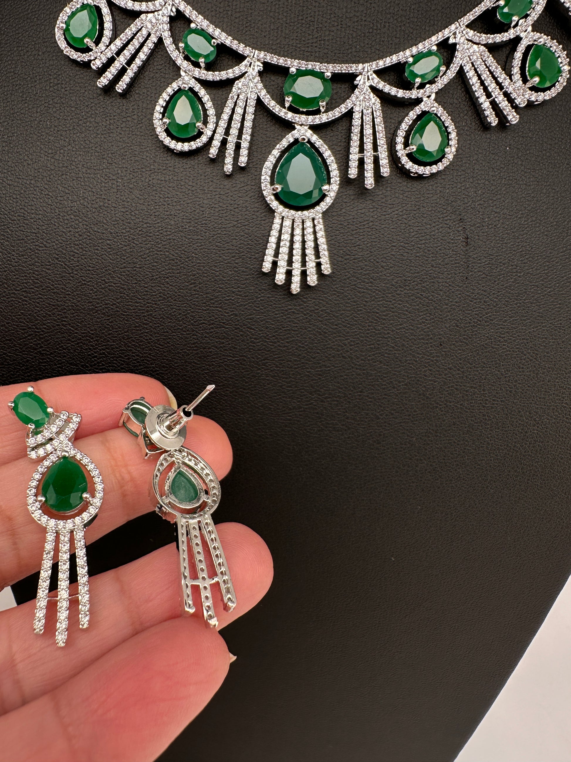 AD Emerald Green Silver Short Necklace - 