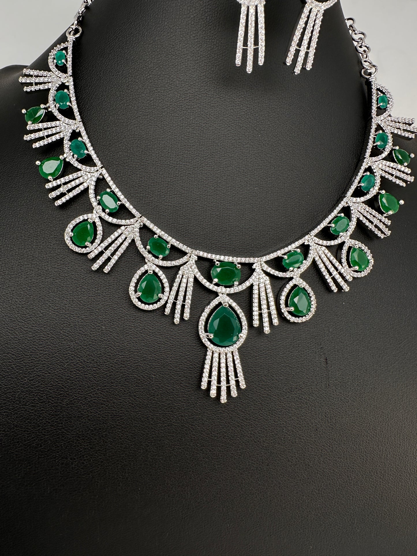 AD Emerald Green Silver Short Necklace - 