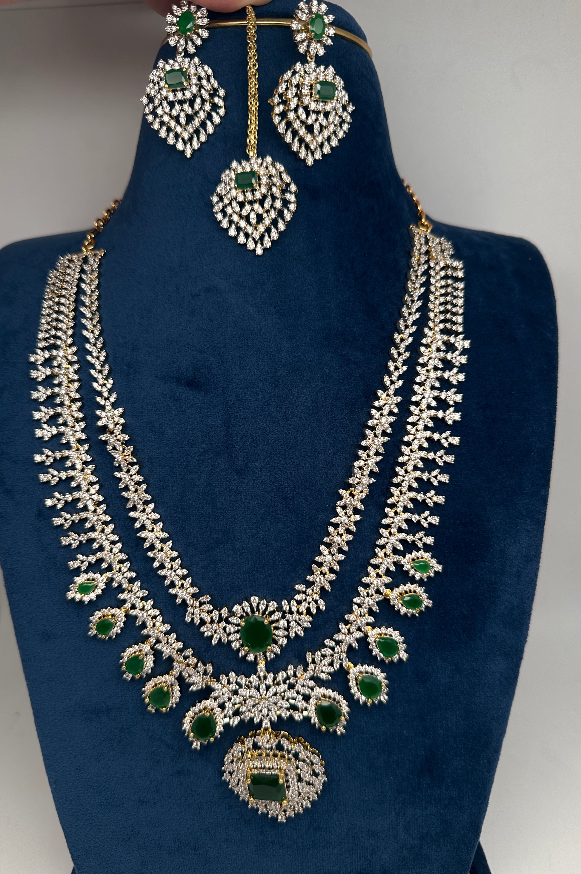AD  Double Layer Color Stone Short  Necklace - Green
