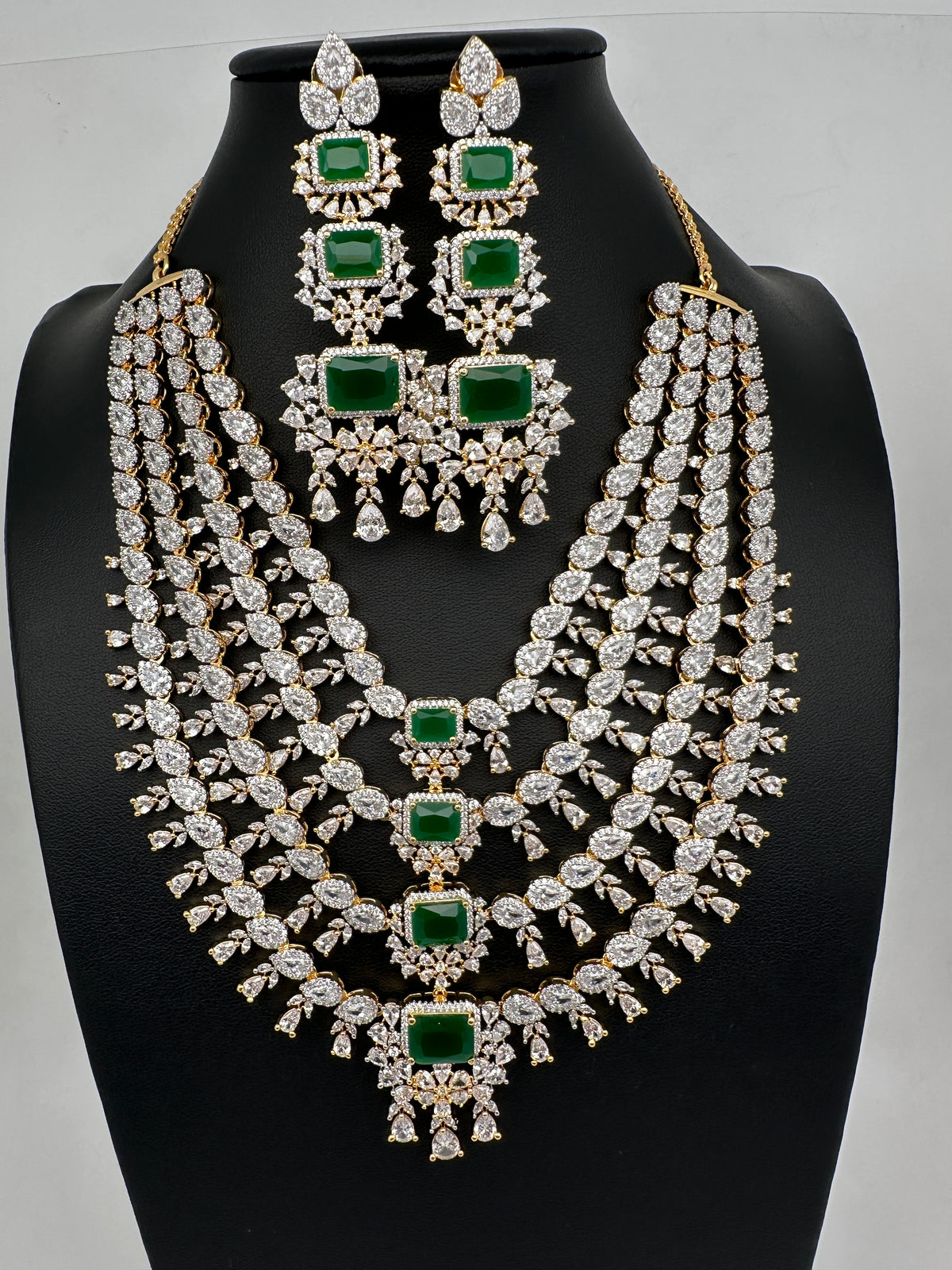 AD Clear Color Stones Short Necklace - Green