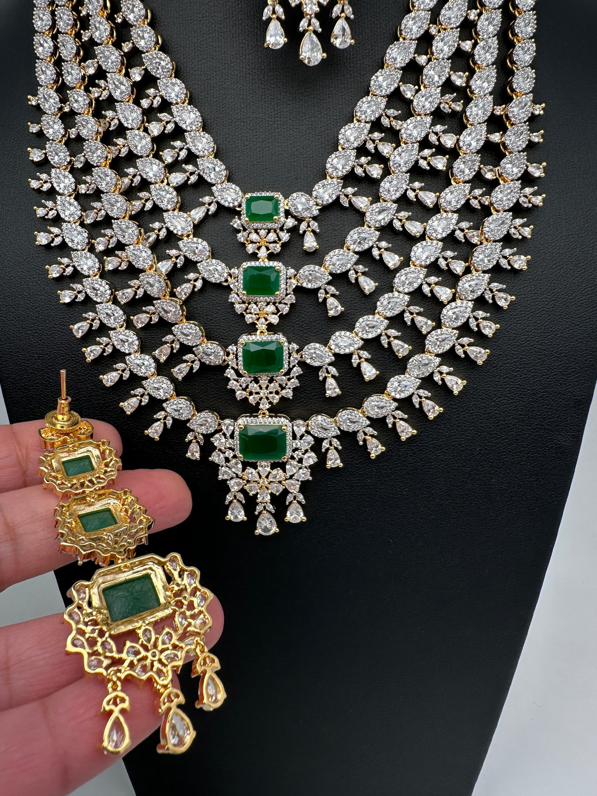 AD Clear Color Stones Short Necklace - Green