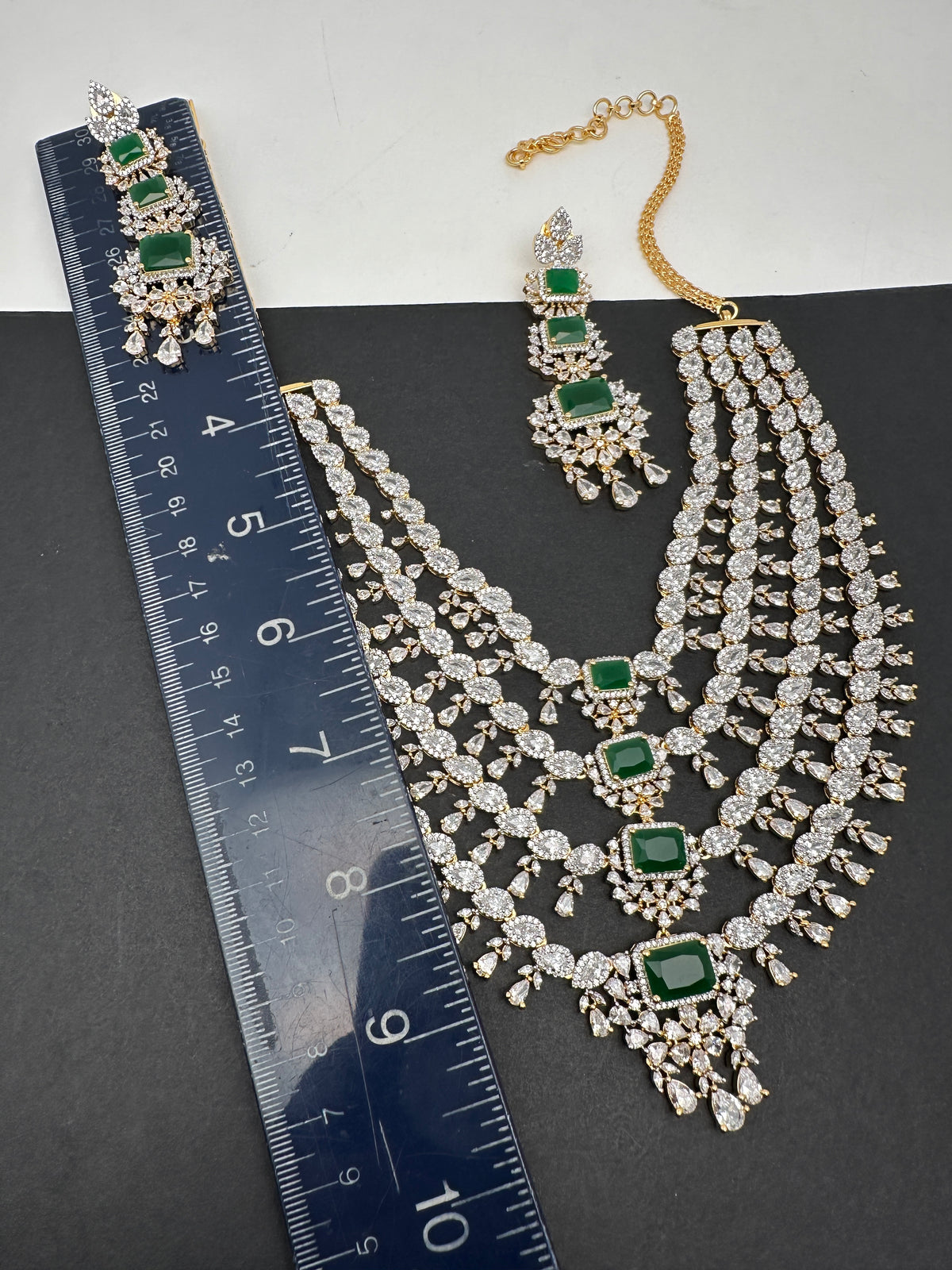 AD Clear Color Stones Short Necklace - Green