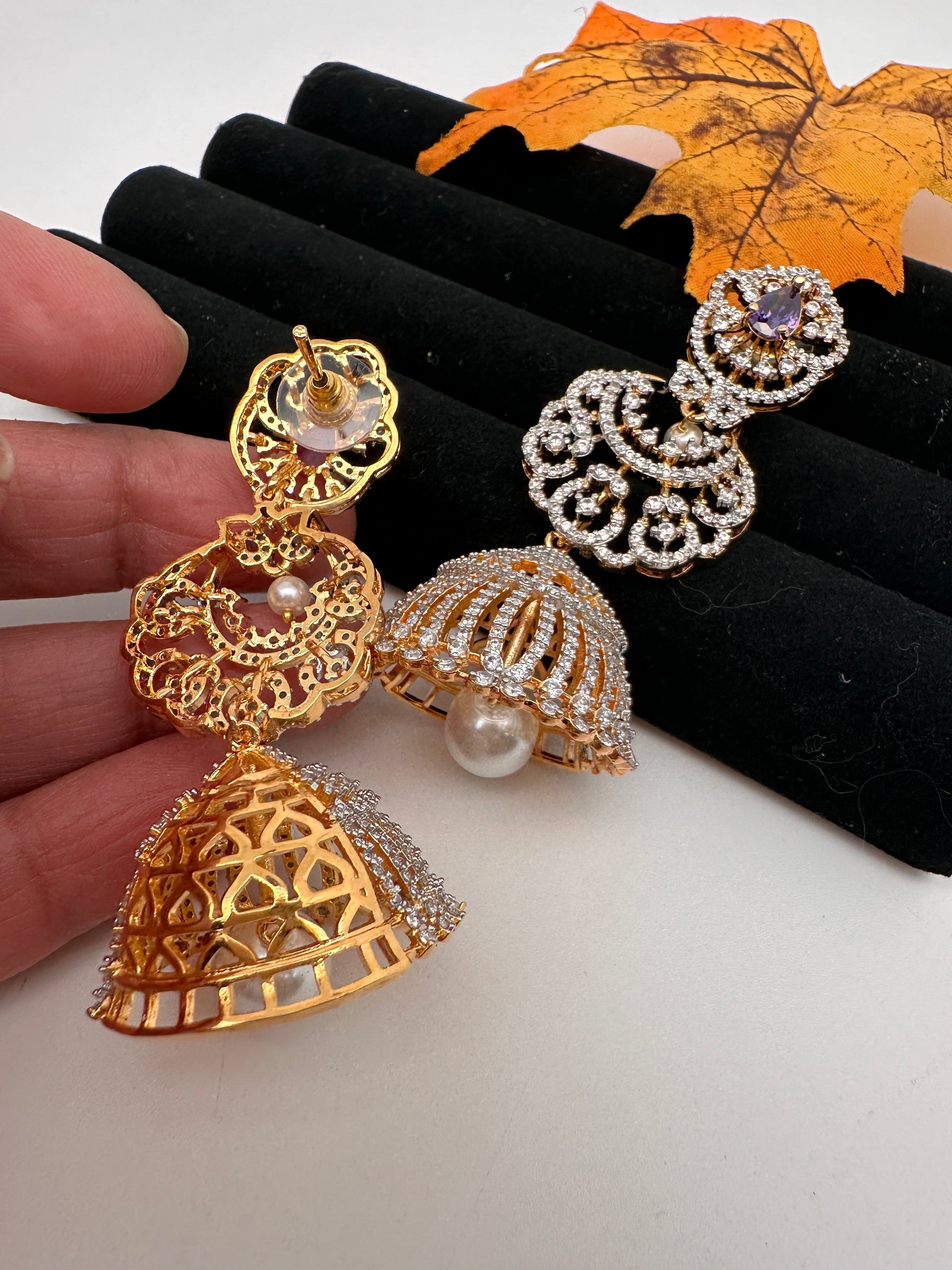 Diamond Color Stone Jhumka Earings - Green