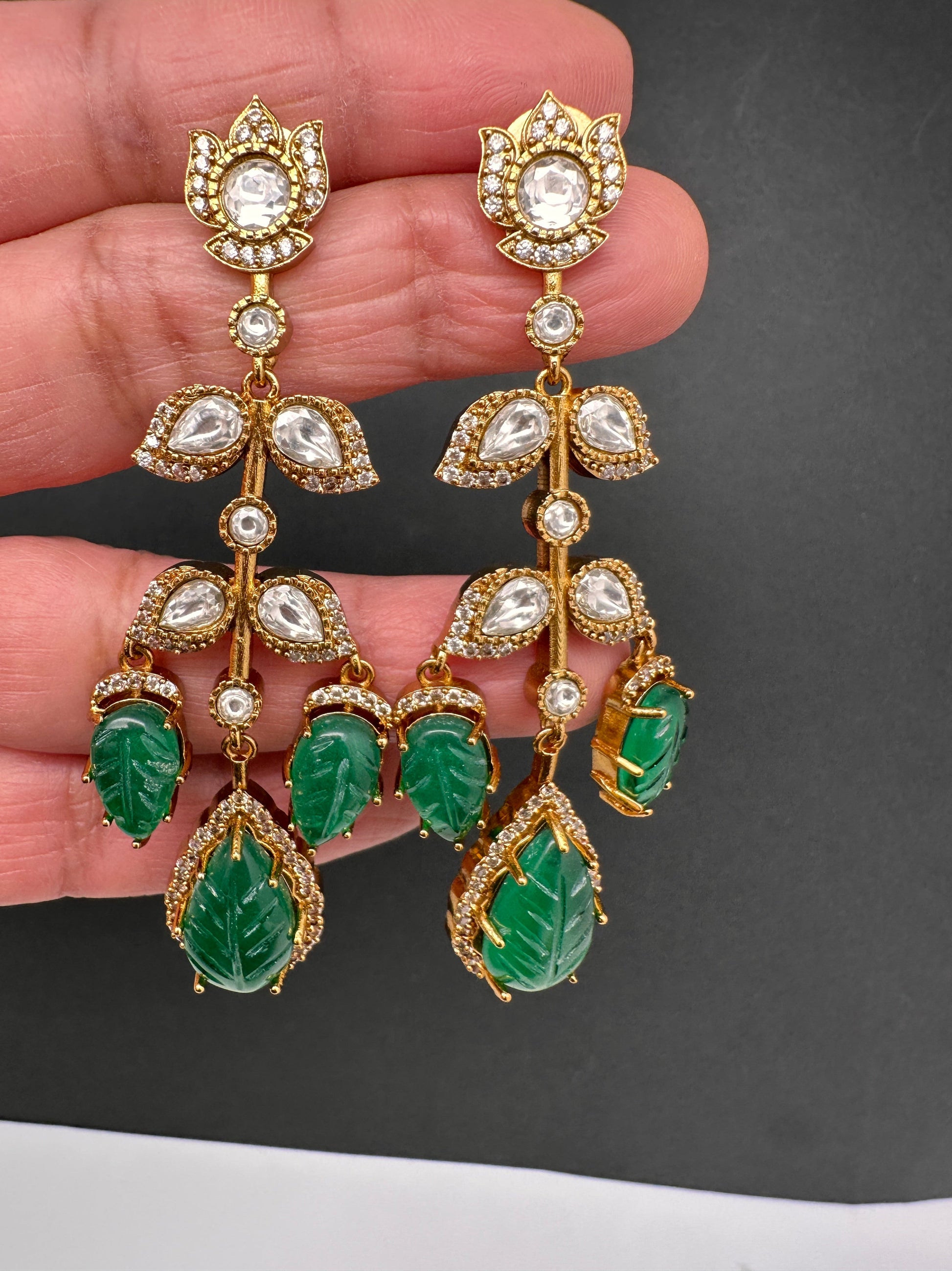 Victorian Carved Stone Color Stone Earings - Green