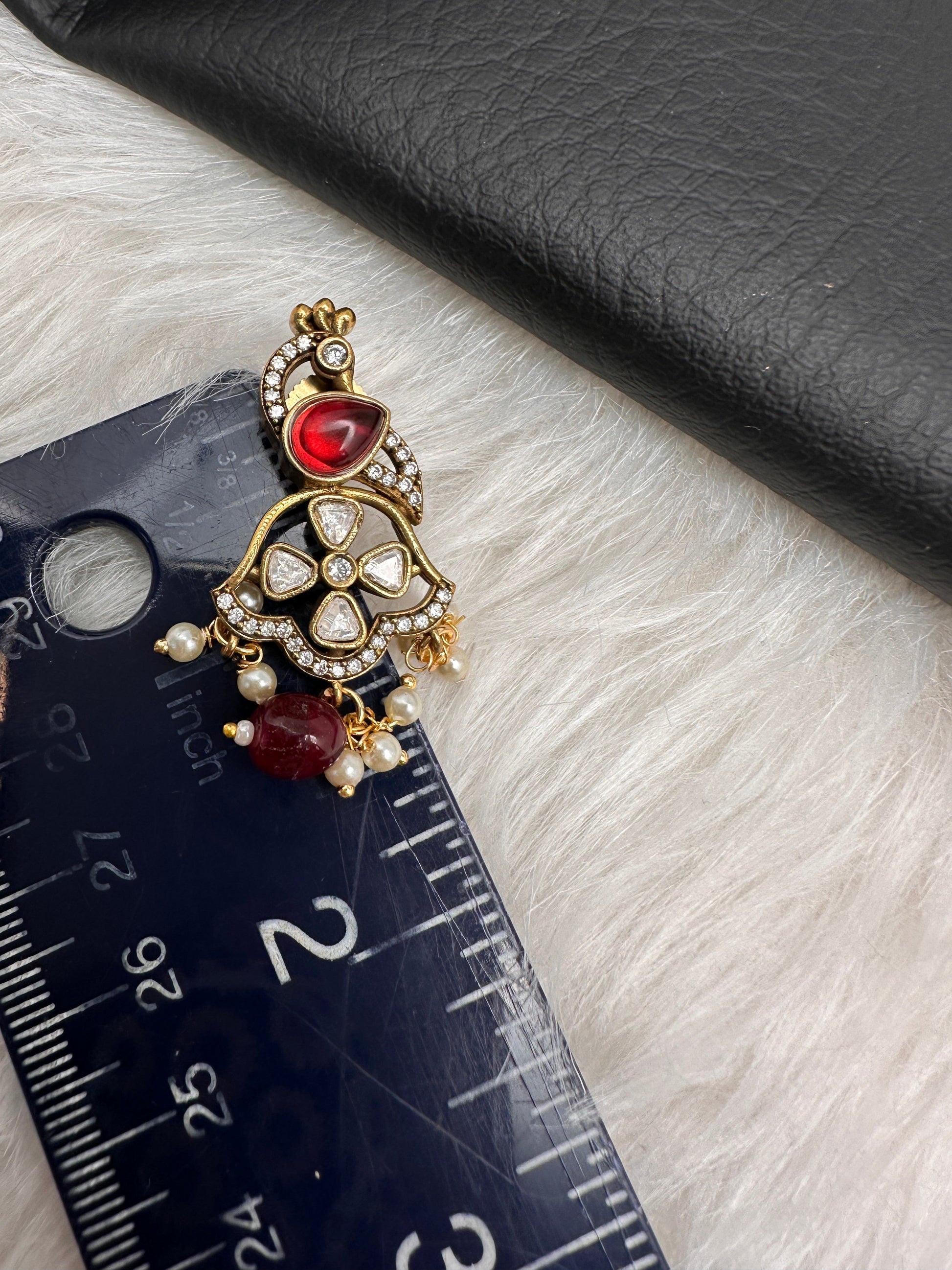 Victorian Peacock Color Stone Earings - Red