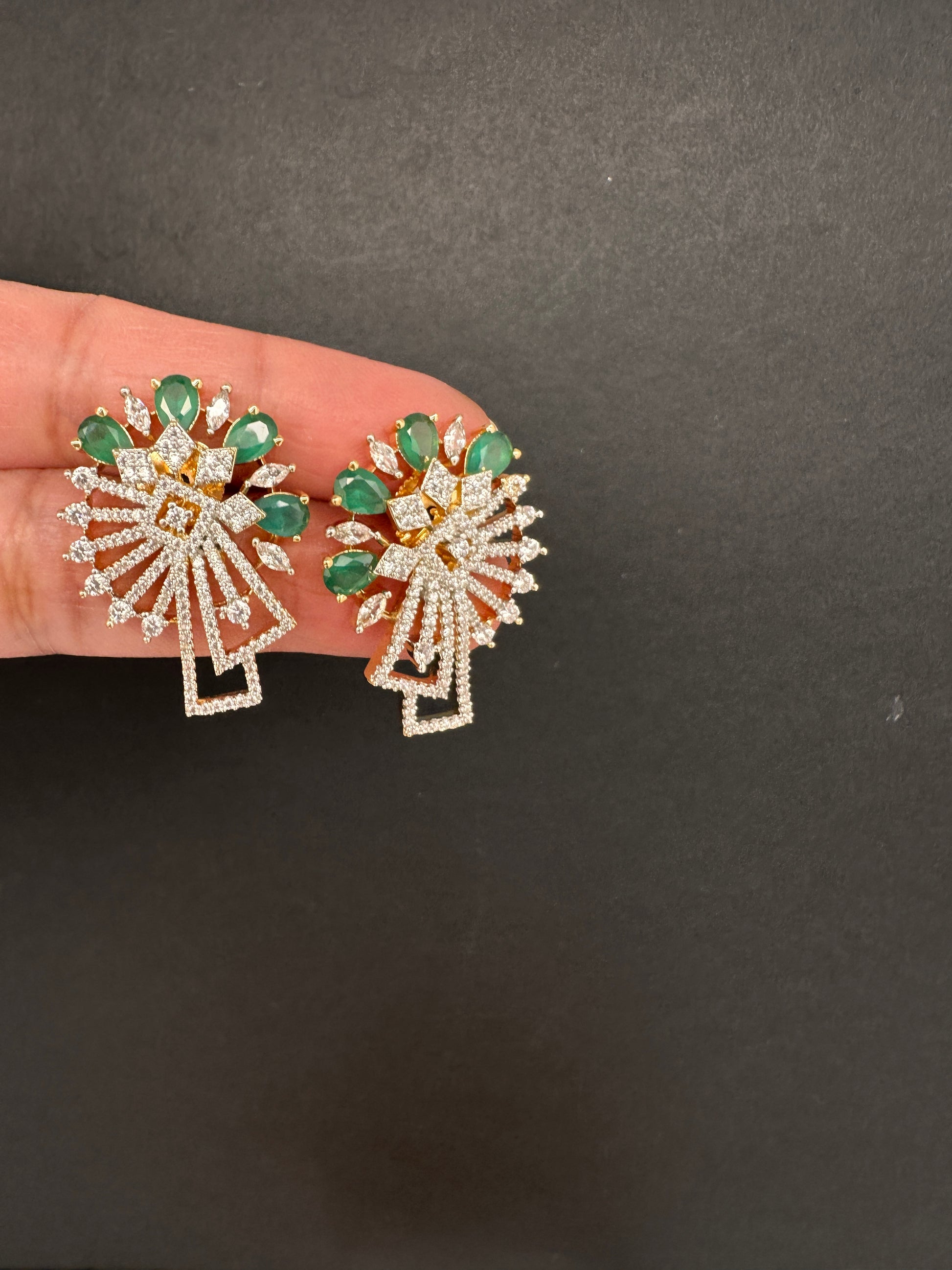 AD  Color Stone Stud Earrings - Green