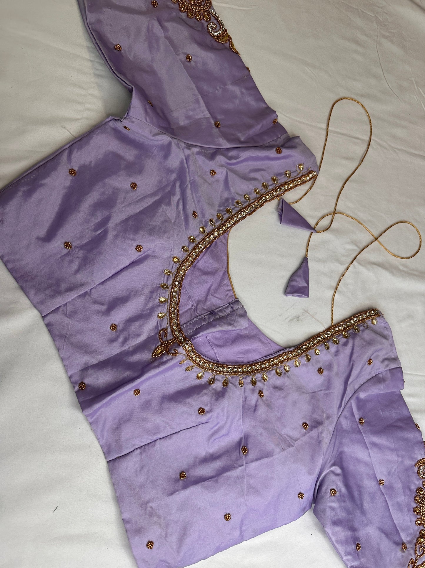 Lavender Maggam Aari Embroidery Blouse