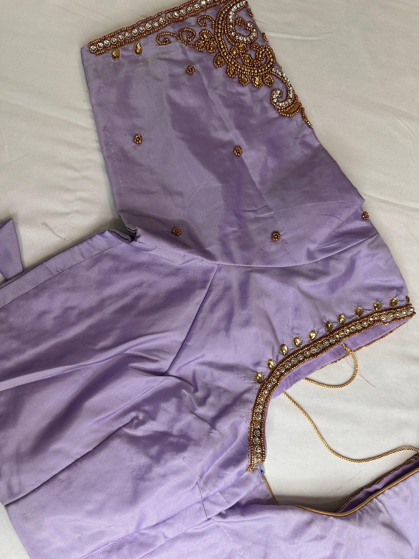 Lavender Maggam Aari Embroidery Blouse