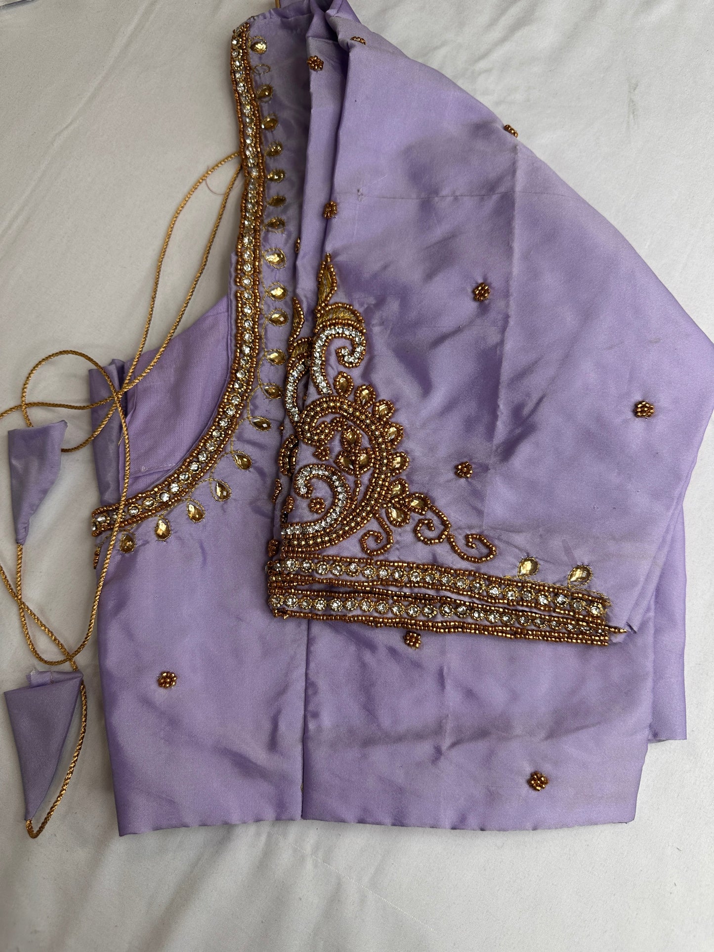 Lavender Maggam Aari Embroidery Blouse
