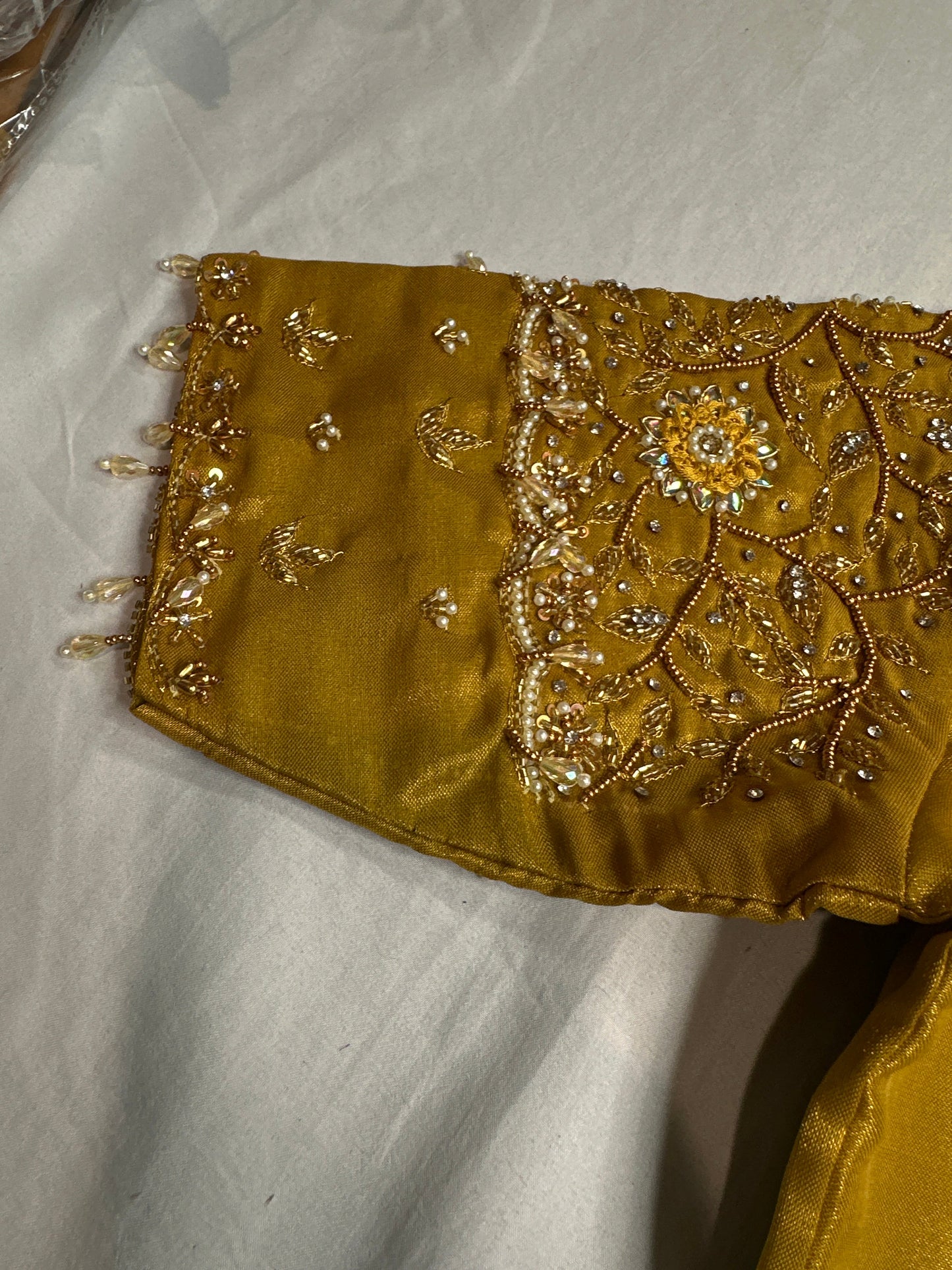 Gold Kardana Color Maggam Blouse
