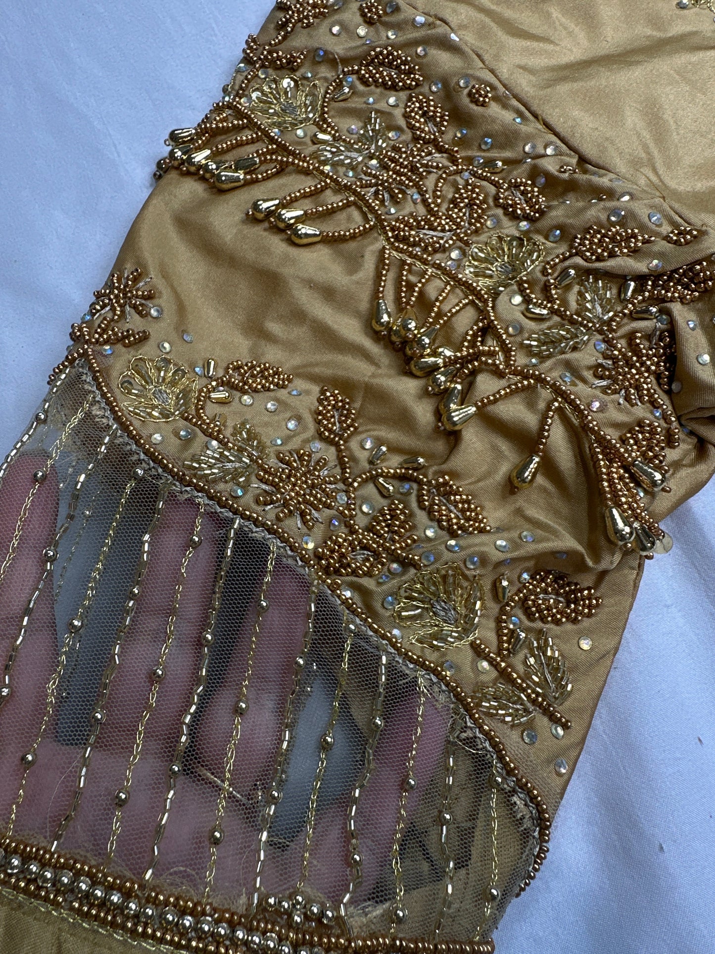 Gold Kardana Net Sleeves Maggam Blouse