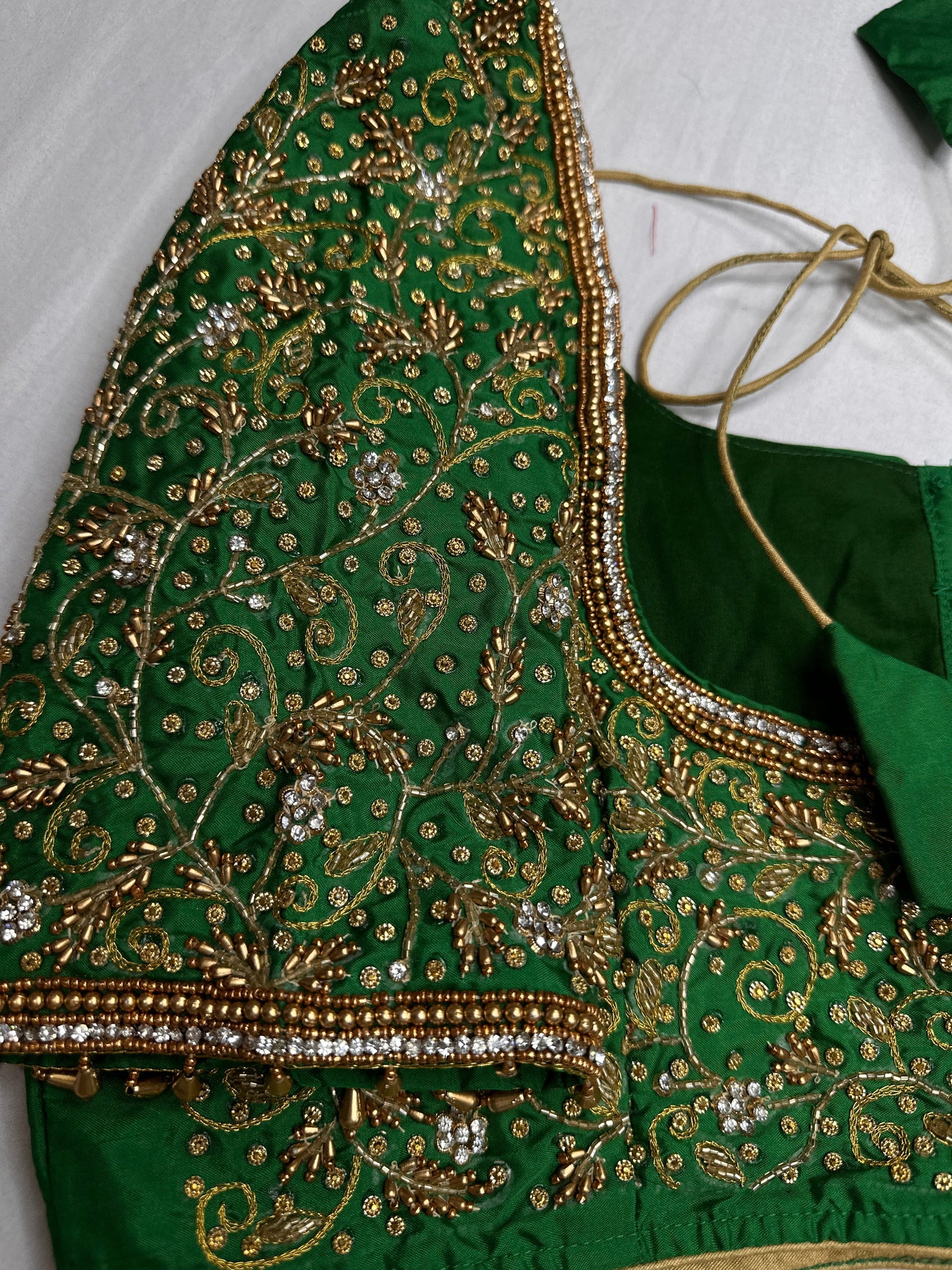 Green Kardana Maggam Blouse