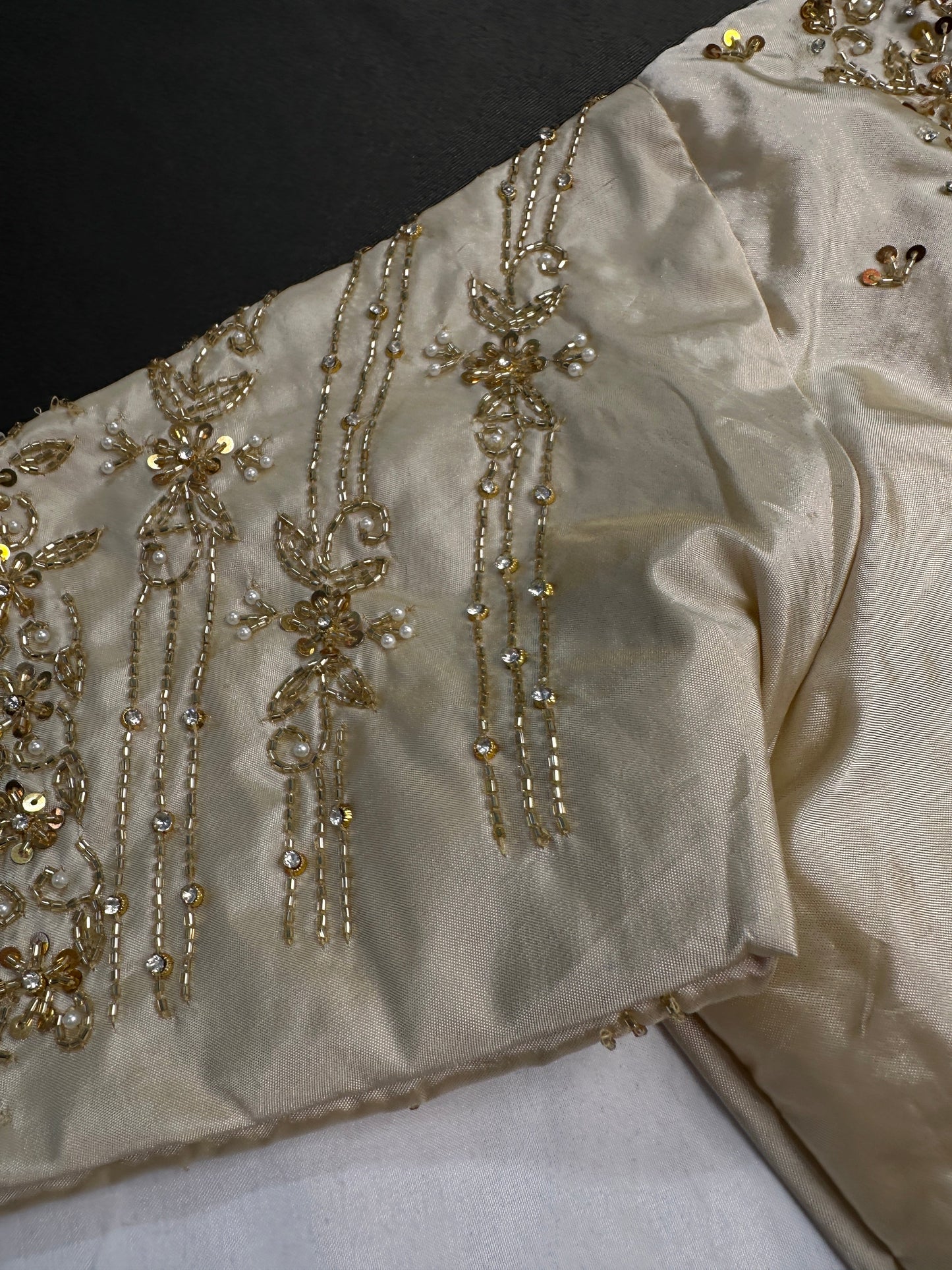 Cream Beigh Silk Maggam Aari Blouse