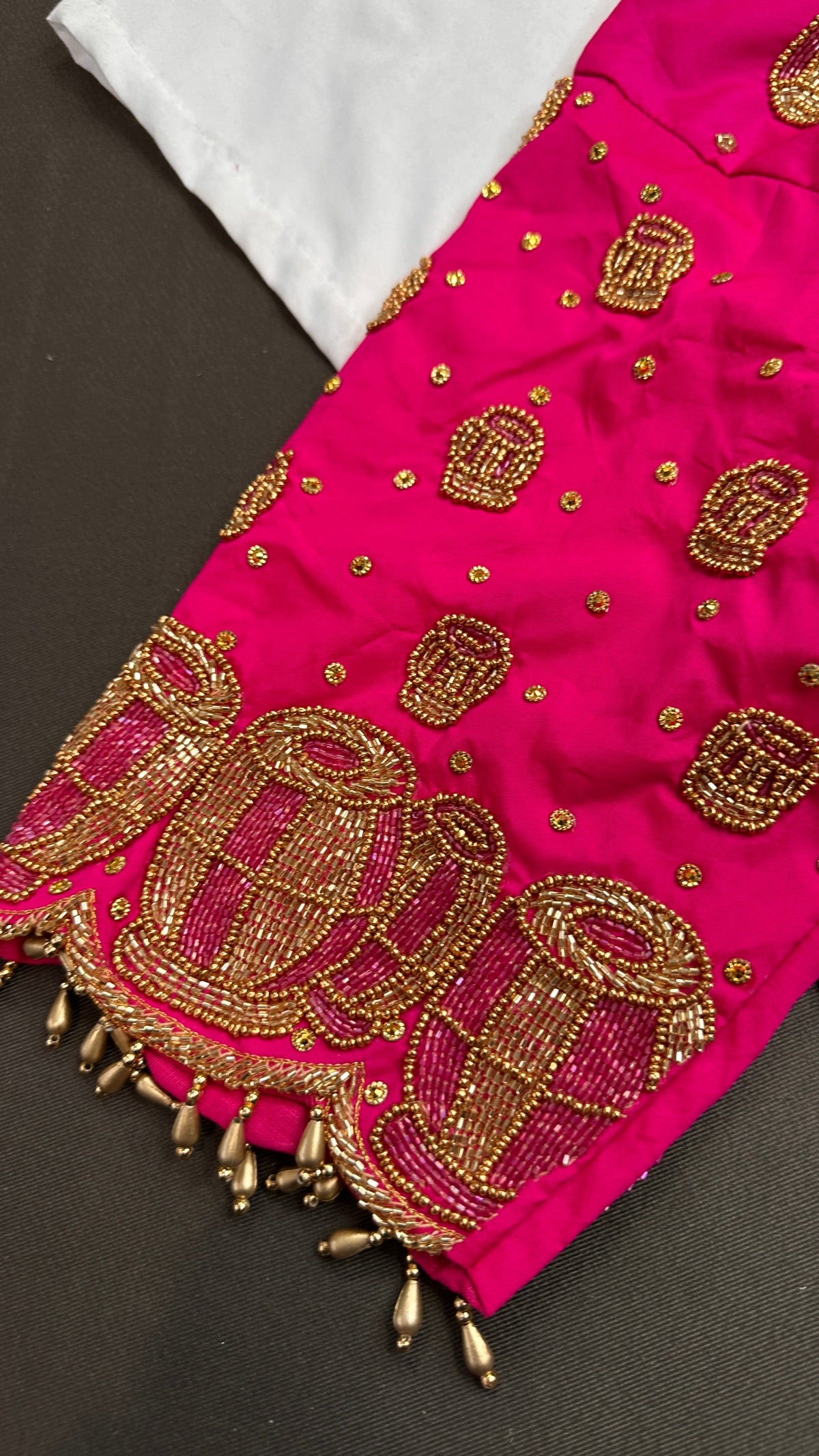 Dholki Pattern Pink Silk Maggam Aari Work Blouse - 