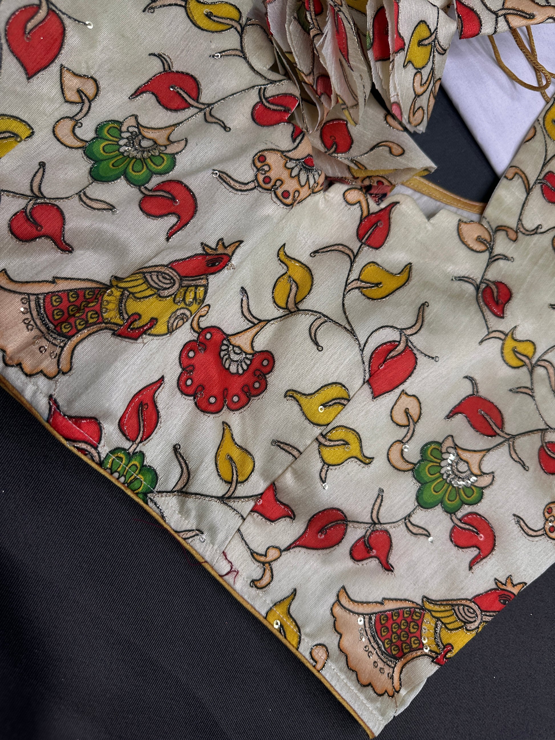 Cream Multi Color Kalamakari Ready Made Blouse - 