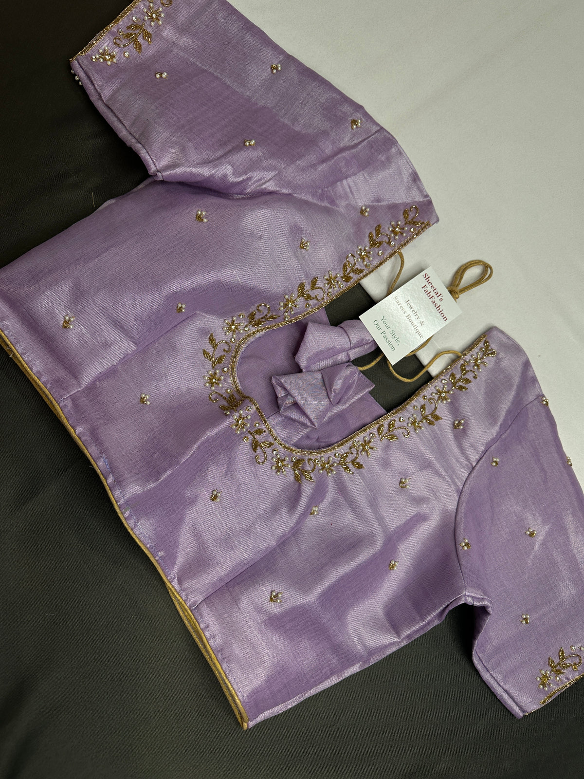 Lavender Purple Pattu Silk Elegant Maggam Aari Blouse - BL000815