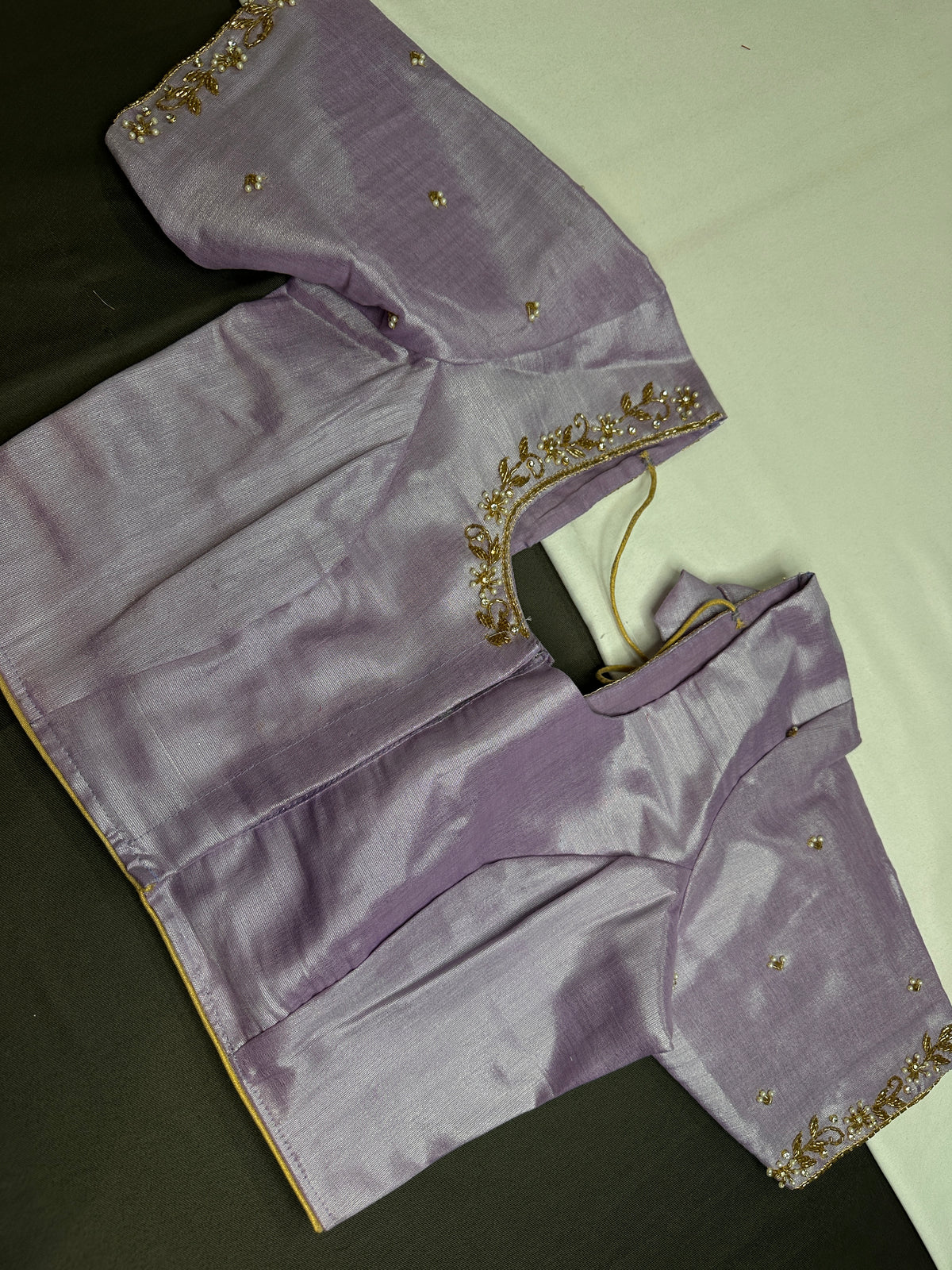 Lavender Purple Pattu Silk Elegant Maggam Aari Blouse - BL000815
