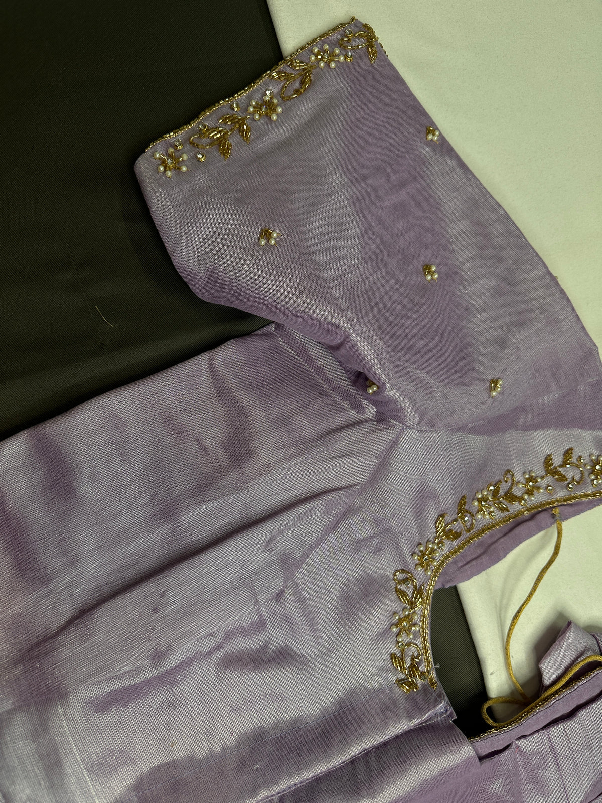 Lavender Purple Pattu Silk Elegant Maggam Aari Blouse - BL000815