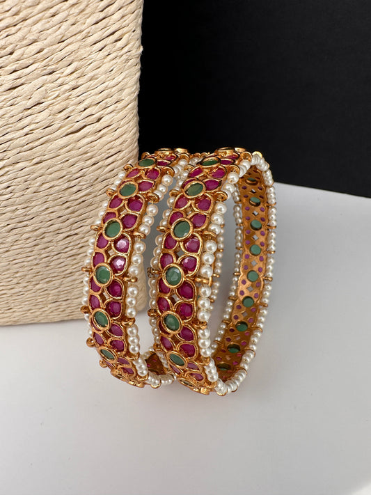 Kempu Pearl Bangles