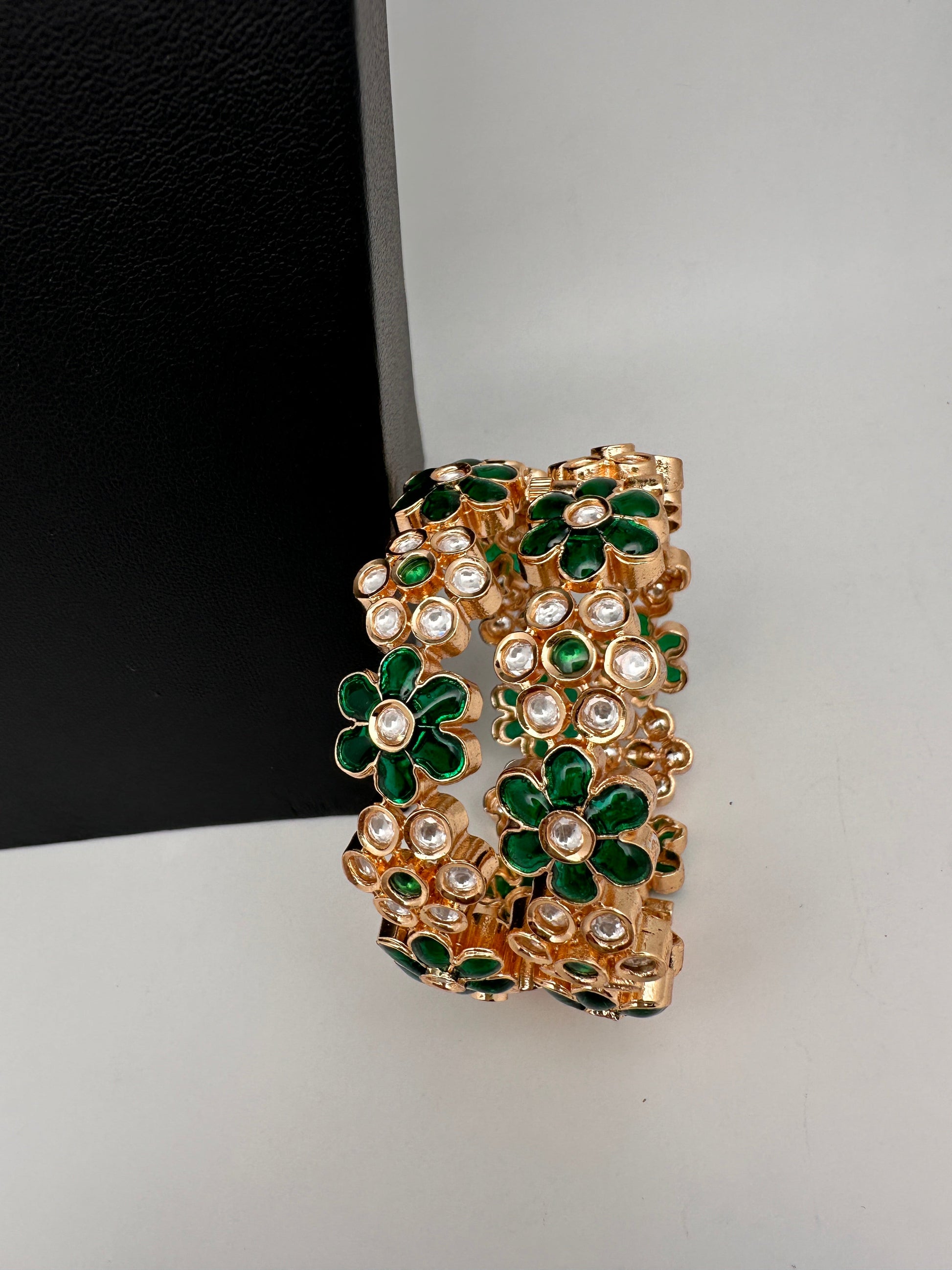 Kundan Green Openable Kada Bangles