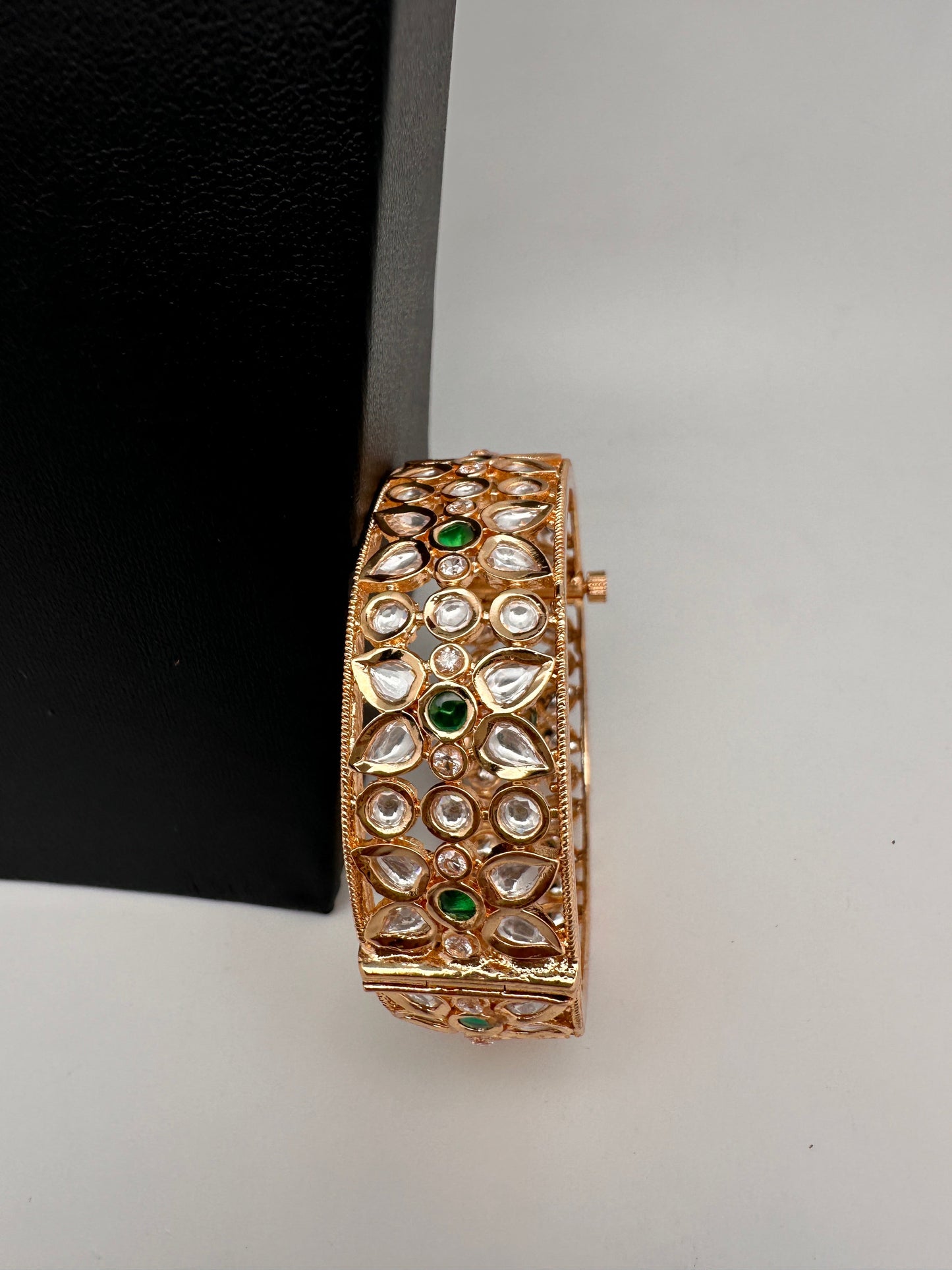 Kundan Floral Green Openable Kada Single Bangle