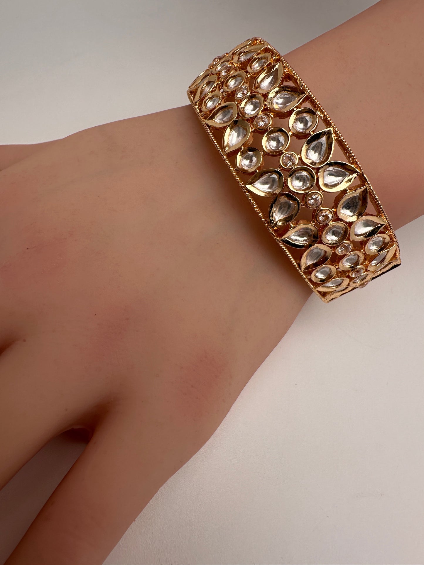 Kundan Floral Openable Kada Single Bangle