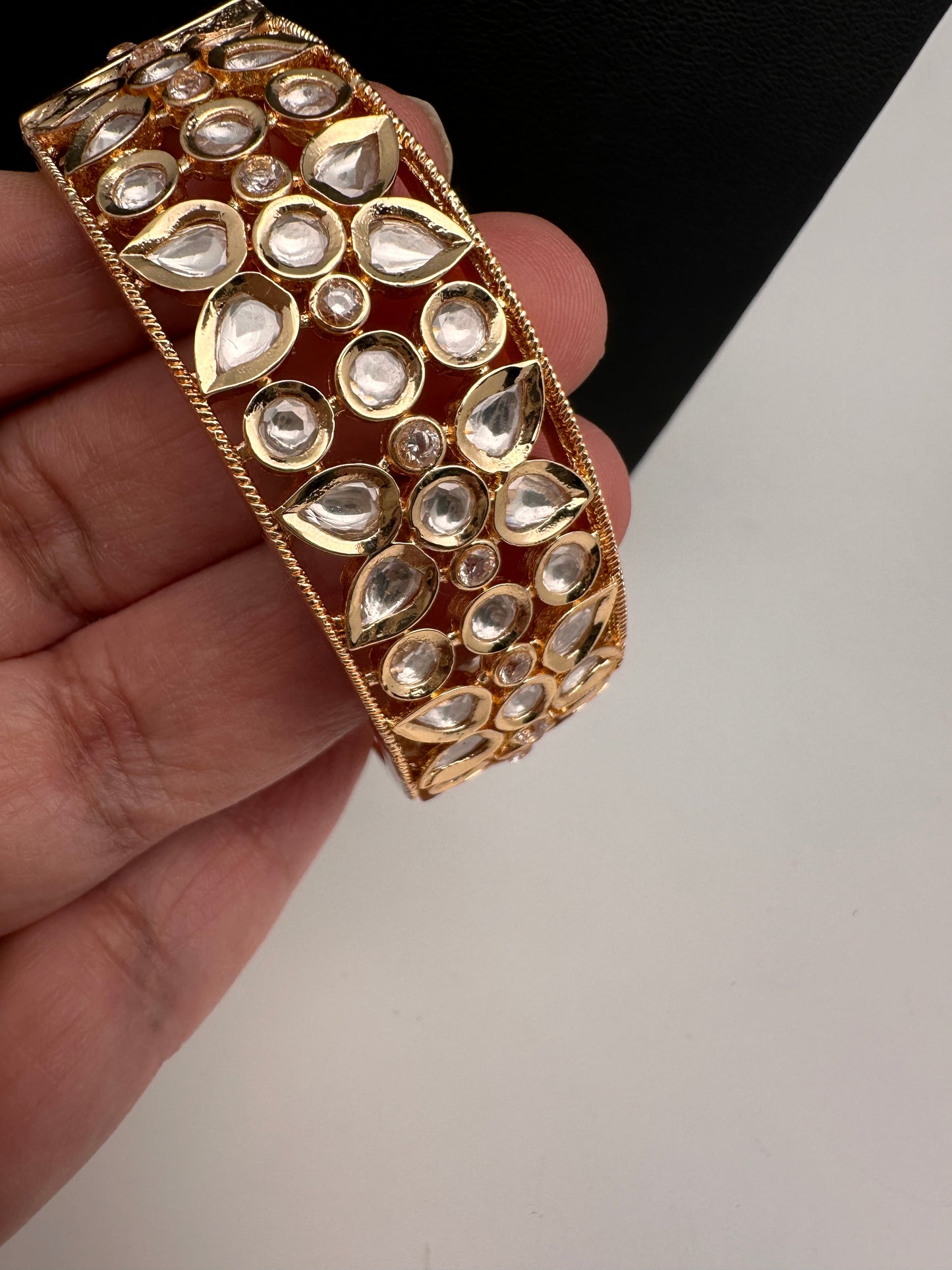 Kundan Floral Openable Kada Single Bangle