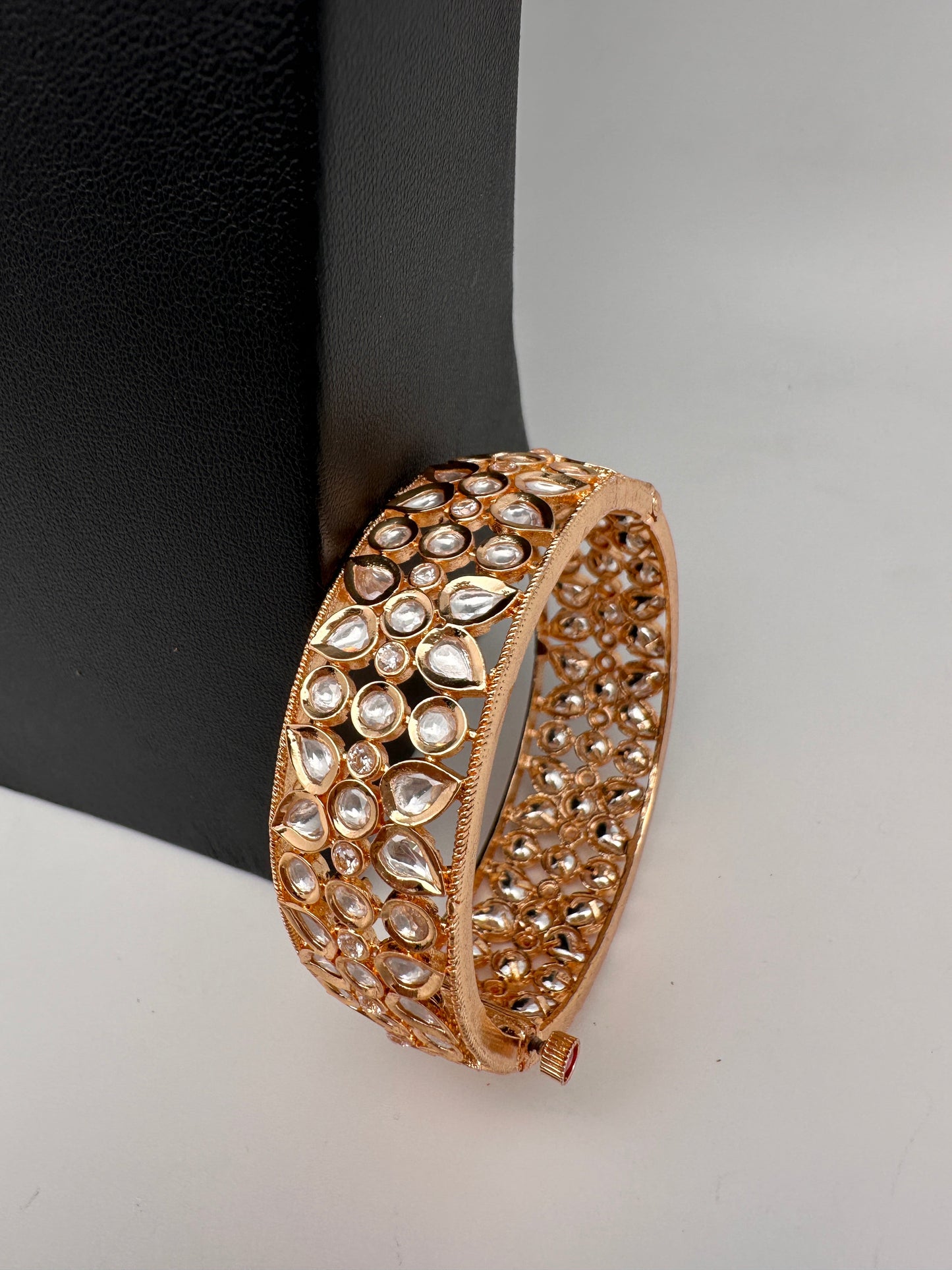 Kundan Floral Openable Kada Single Bangle