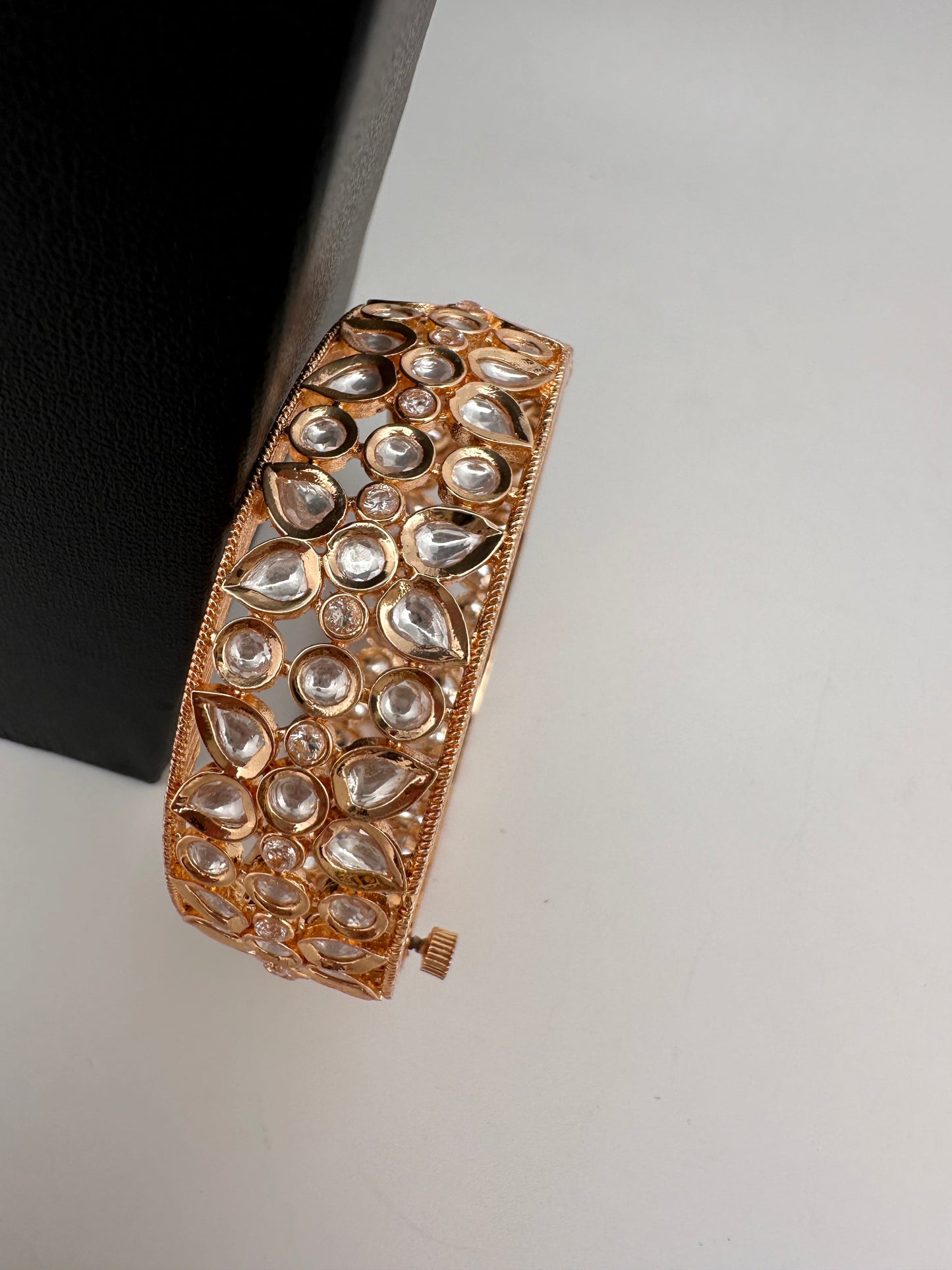 Kundan Floral Openable Kada Single Bangle