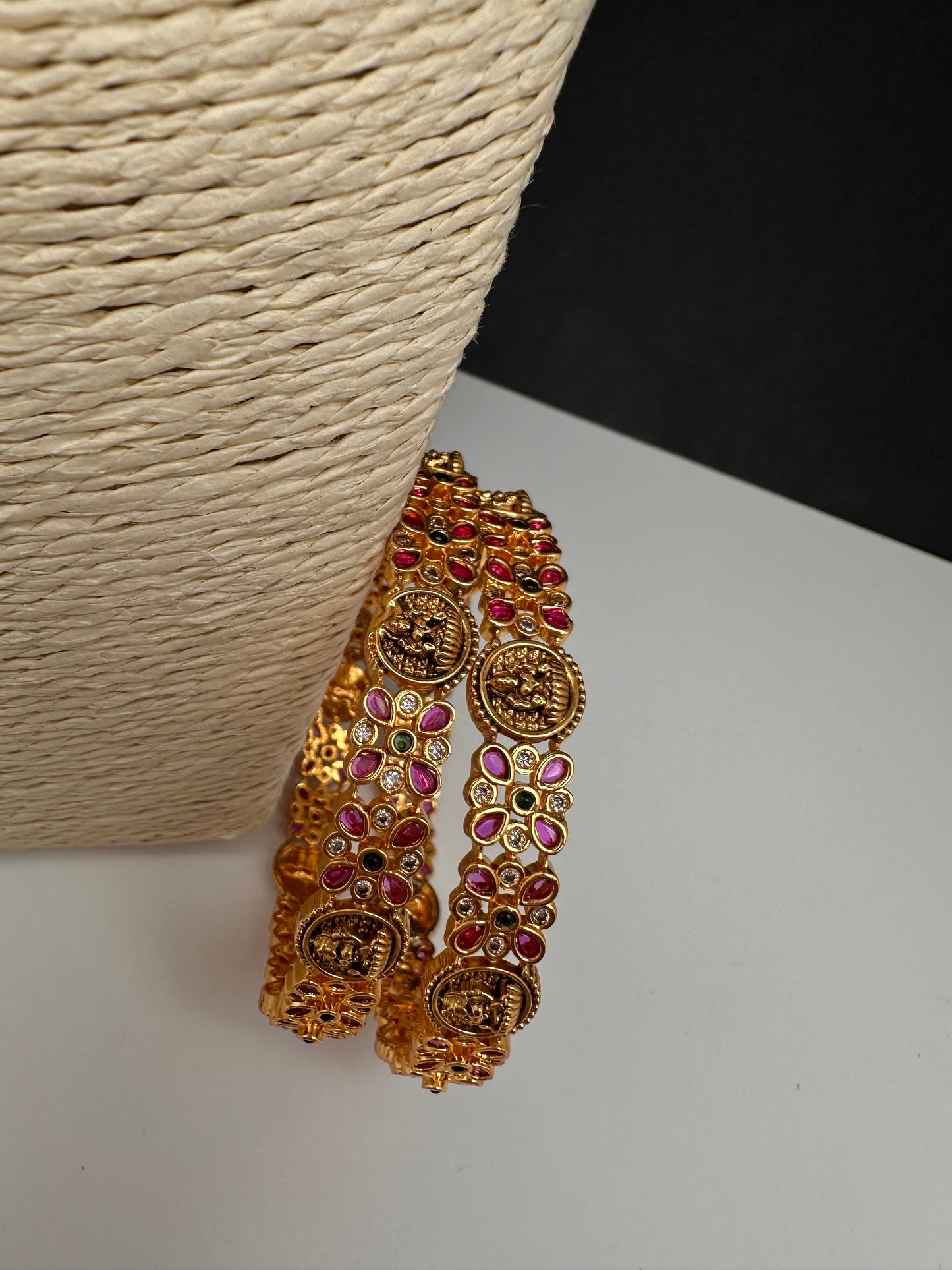 Goddess Lakshmi Kassu Kemp  Bangles