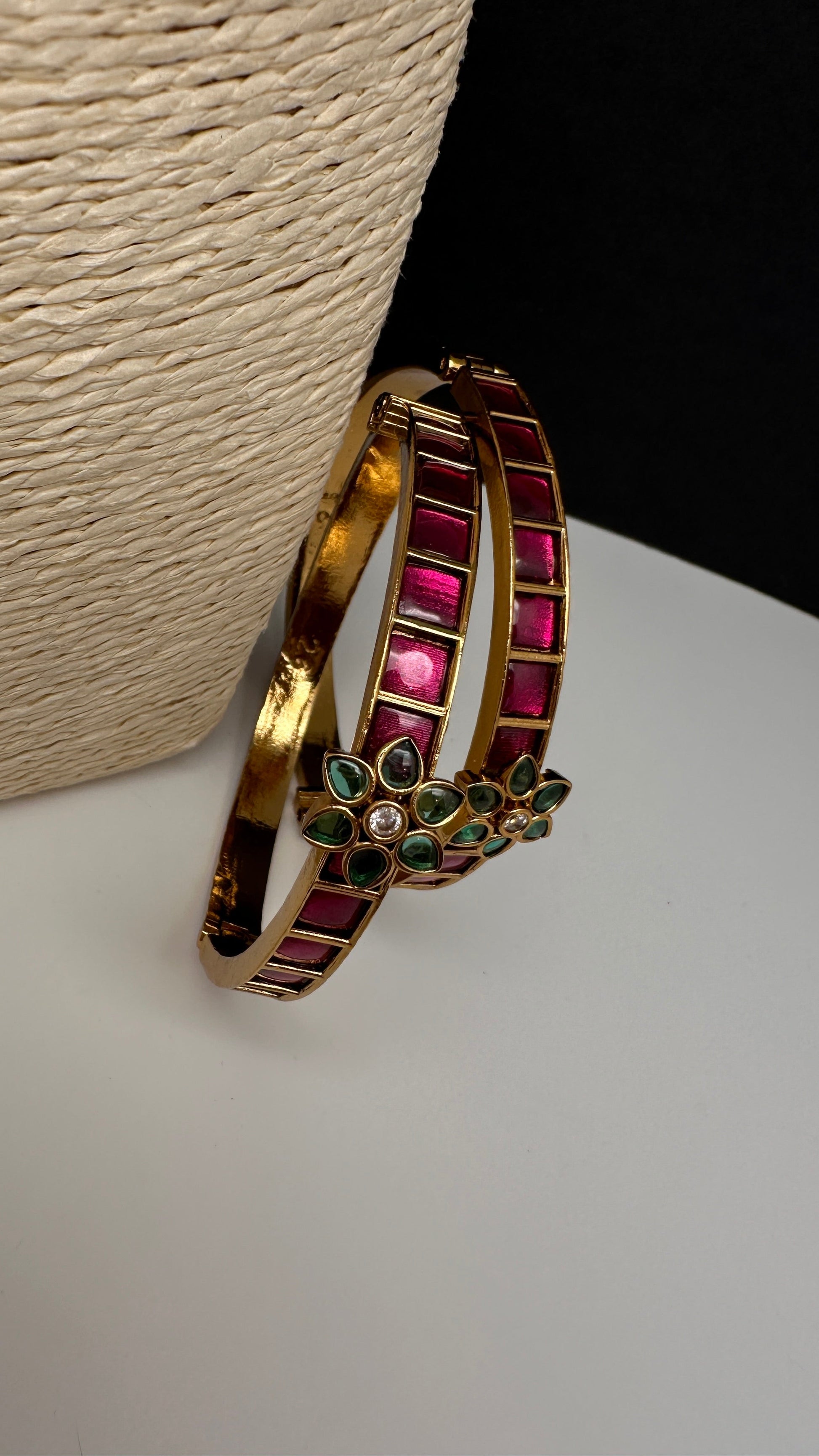 Kemp Openable Bangles - 2.8