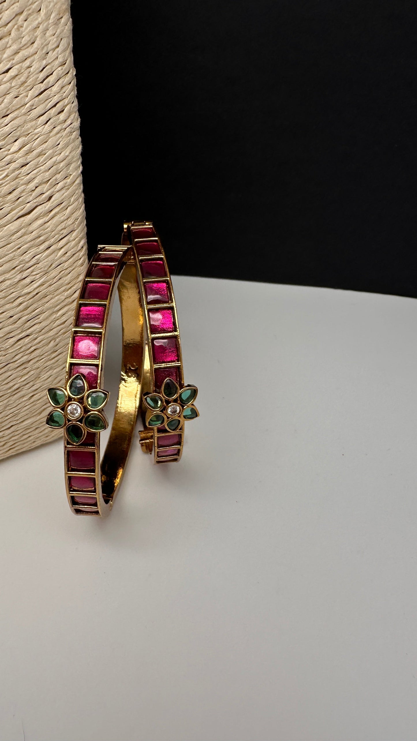 Kemp Openable Bangles - 2.8